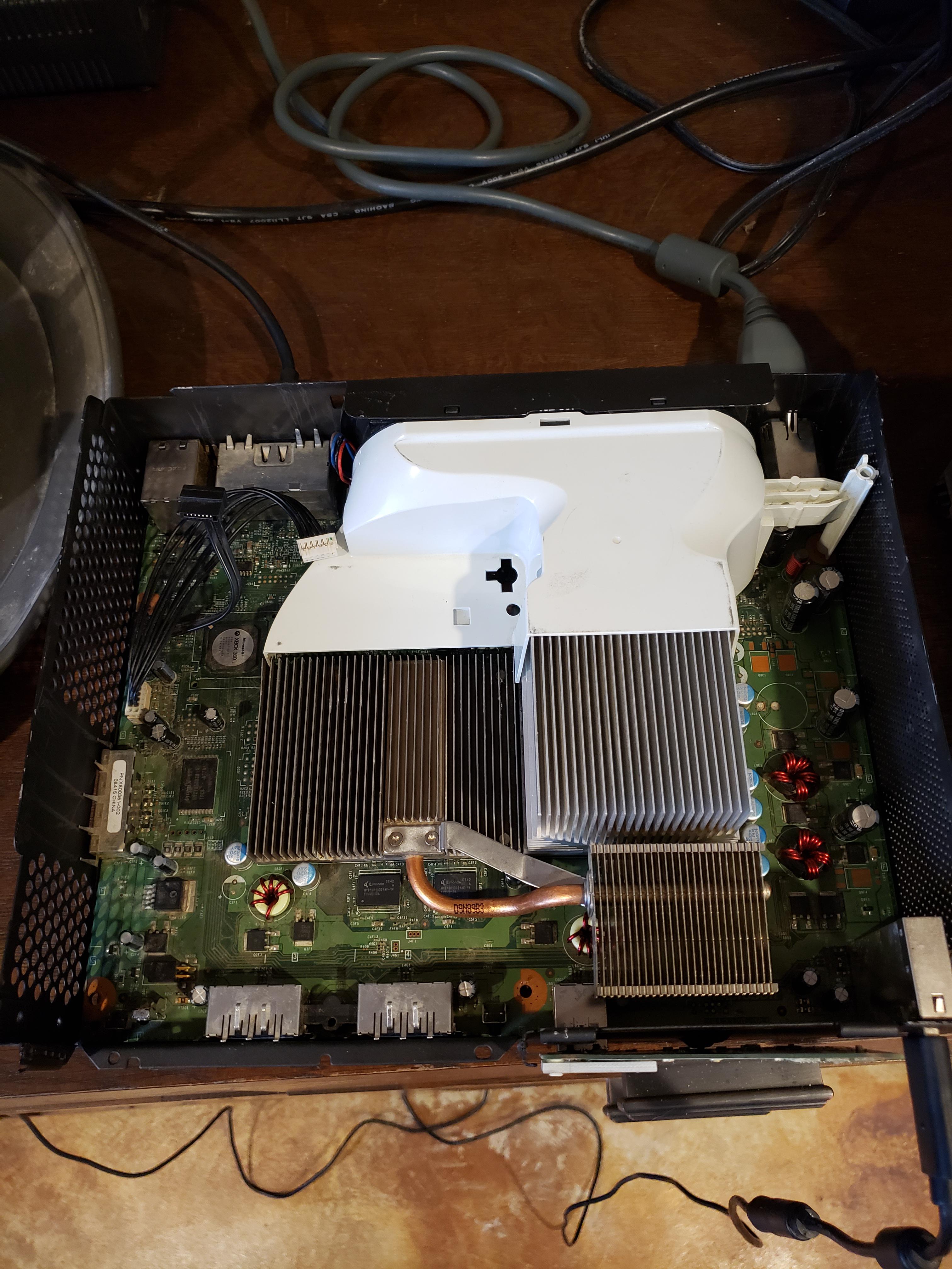 Dissasembled my fat 360, now it's RROD r/xbox360