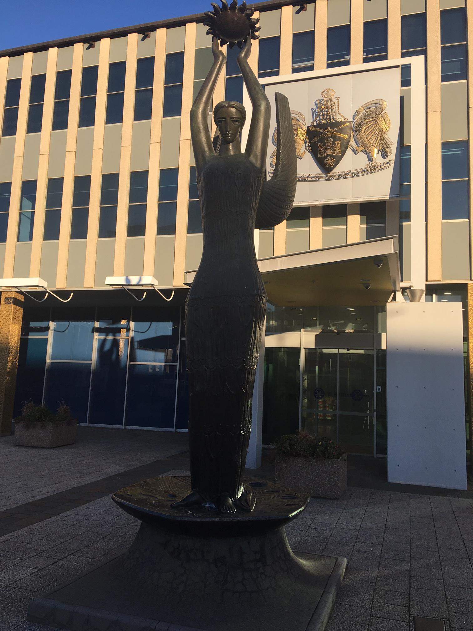 Ethos, the statue outside the Legislative Assembly r/canberra