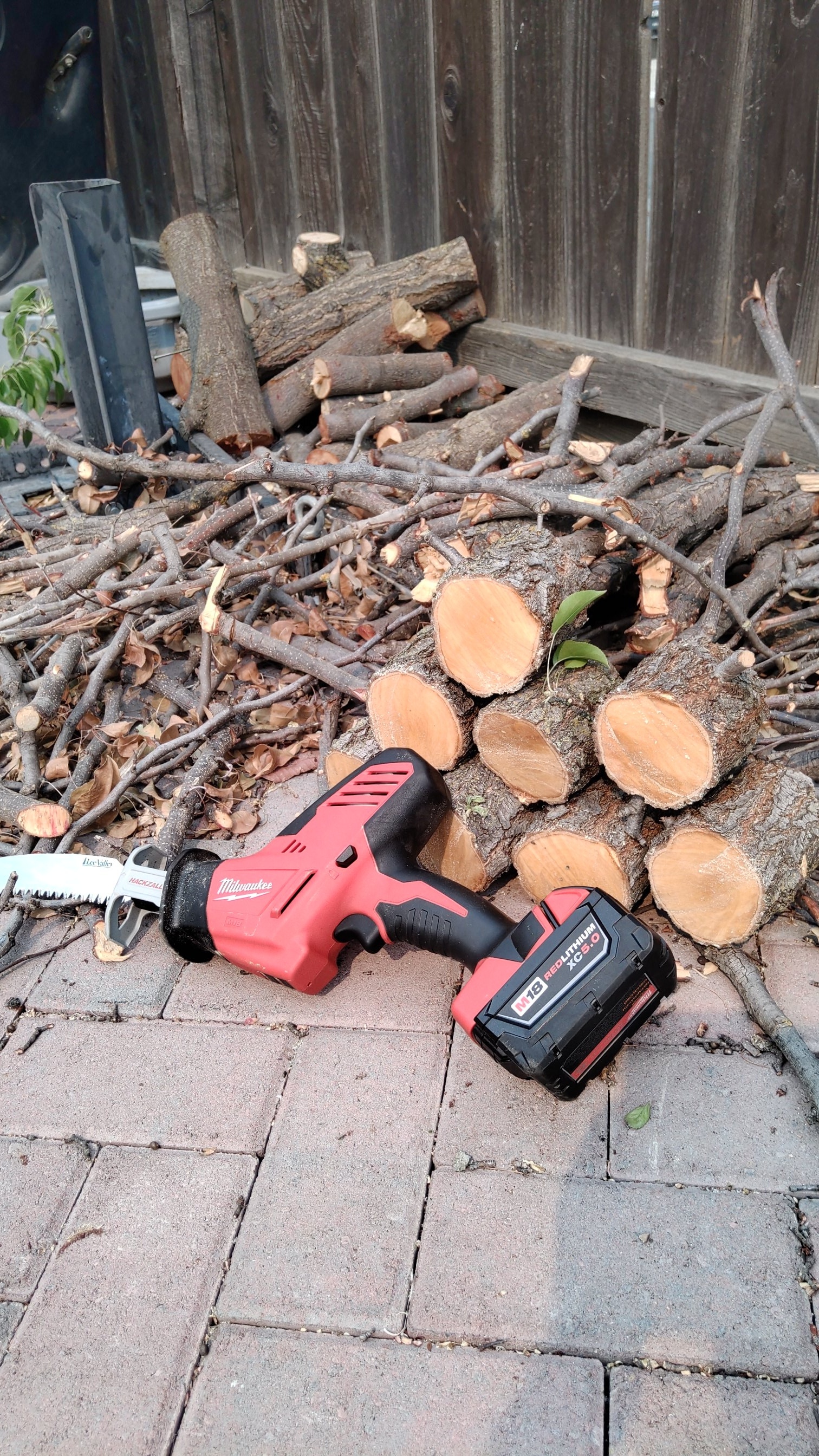 Lee Valley pruning blade puts in the work. r/Tools