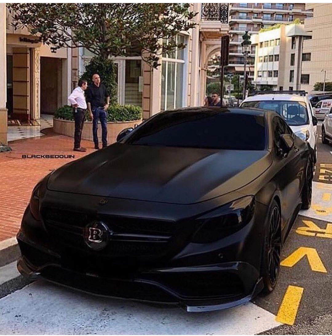 Matte black everything 😂 r/mkbhd