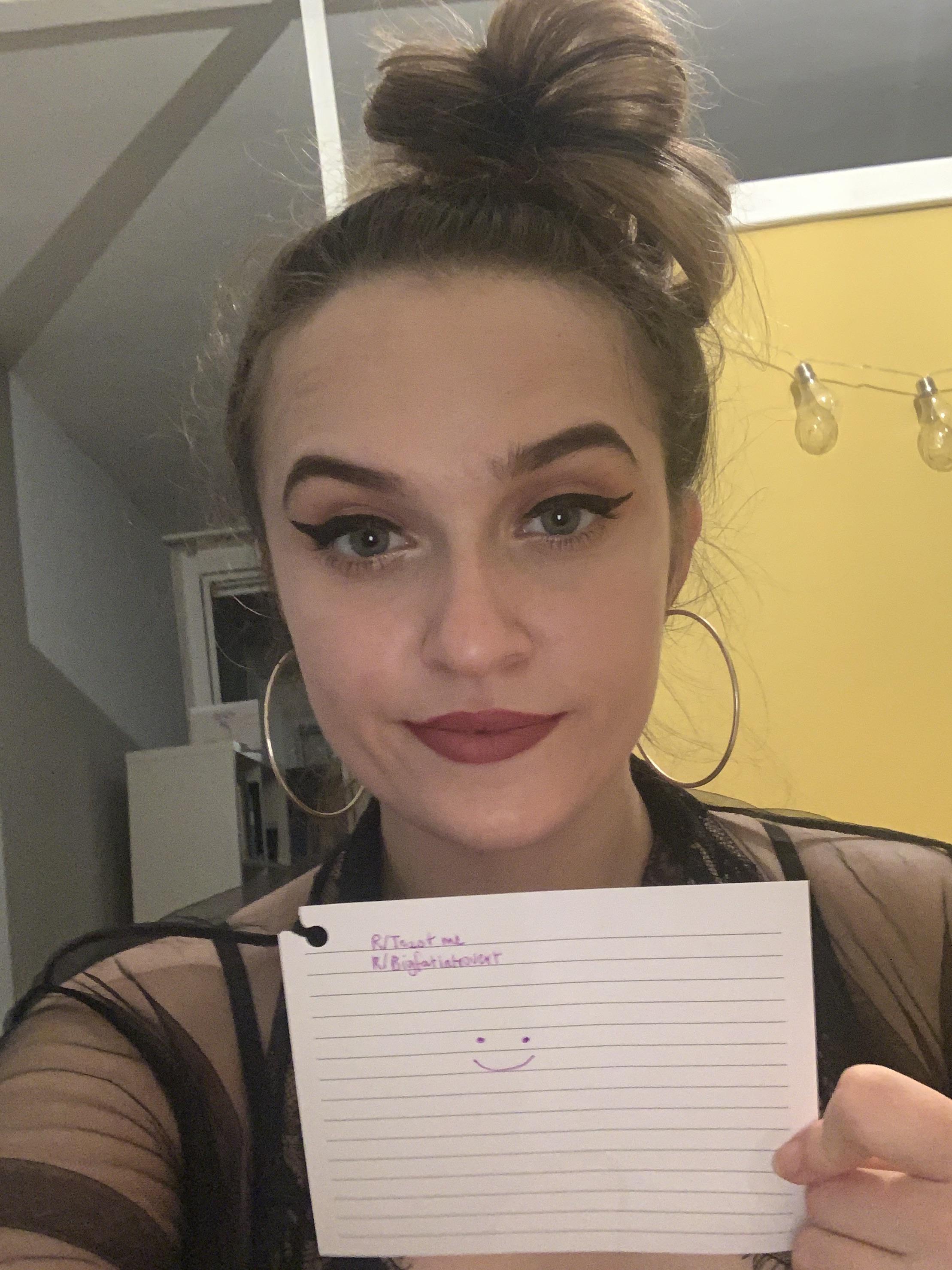 Toast me please! Fyi me wearing makeup is completely unlike me but