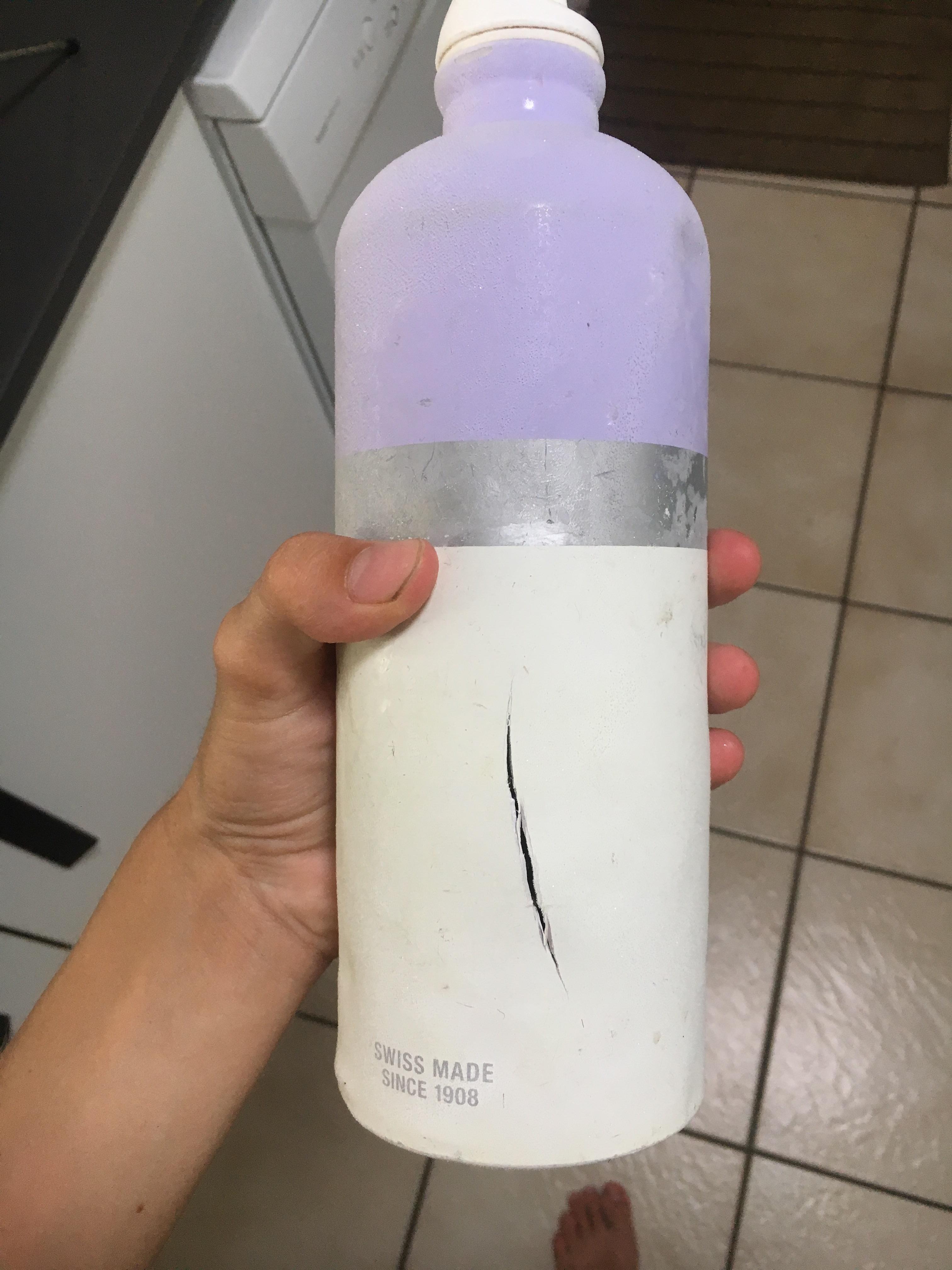 Freezing an aluminium bottle completely filled with water will still