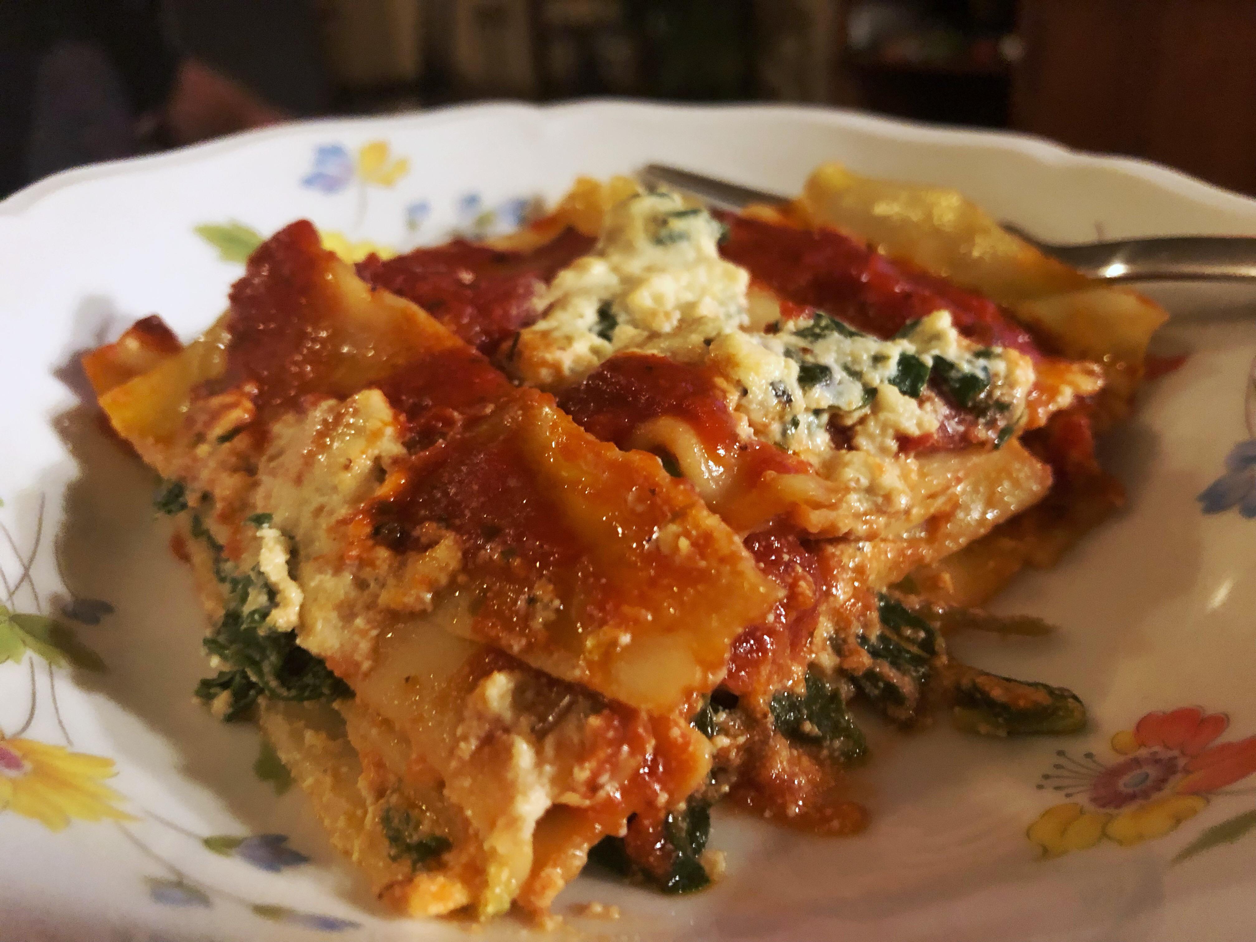 Vegan lasagna with tofu ricotta r/VeganFoodPorn