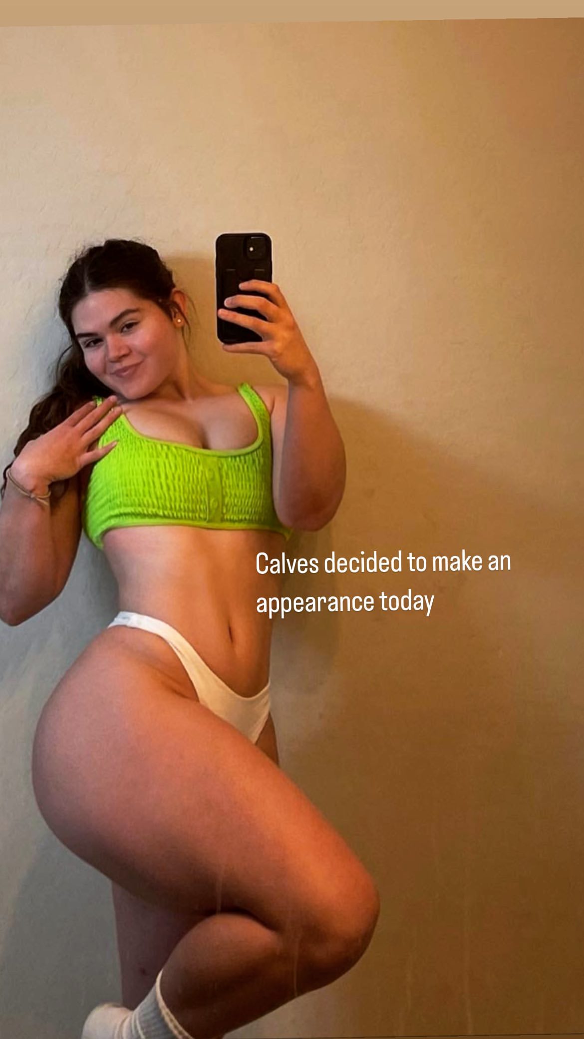 Her calves 😍 : HayFit