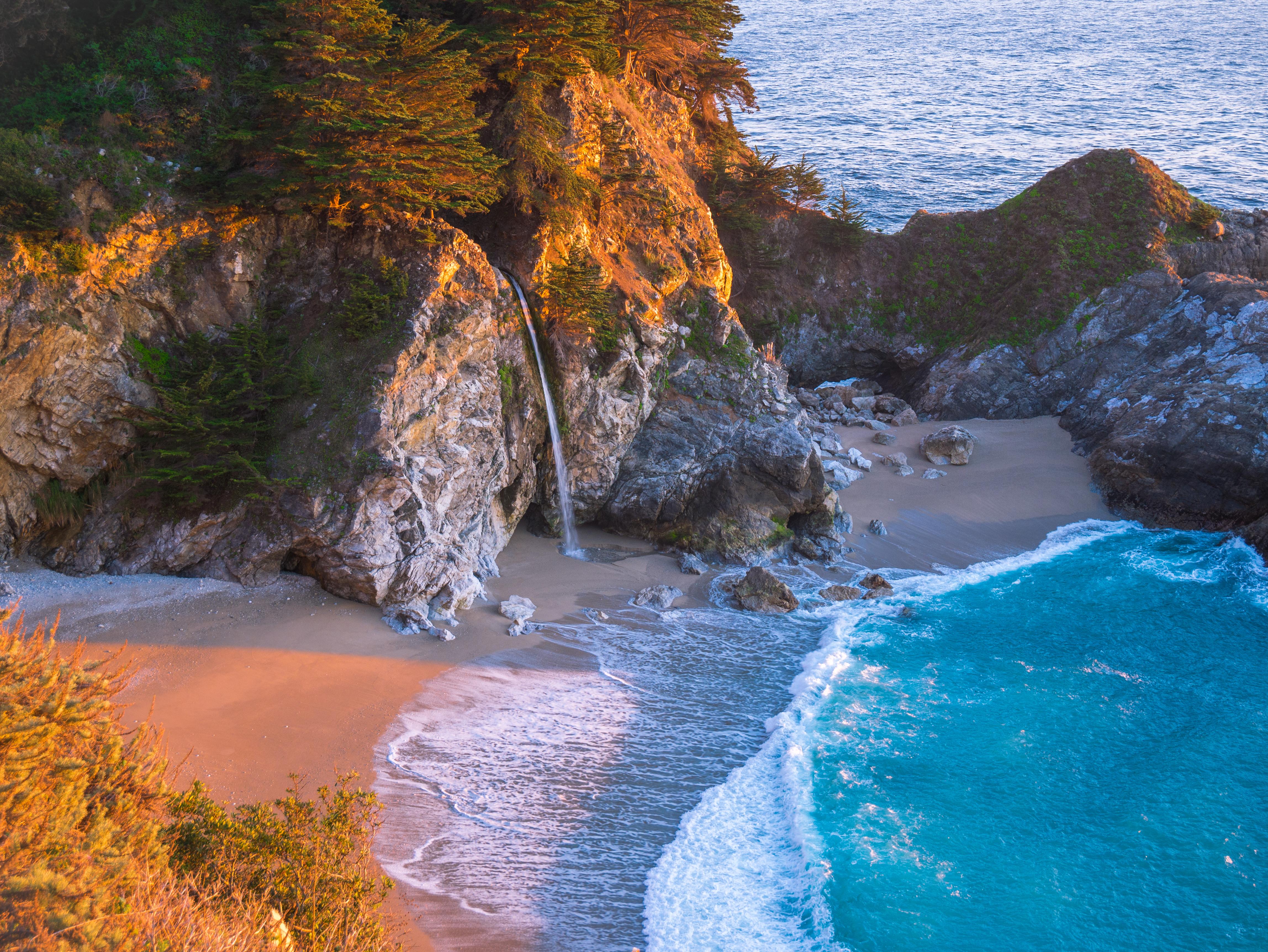 Mcway Falls, Big Sur CA [OC][4592x3448] r/EarthPorn