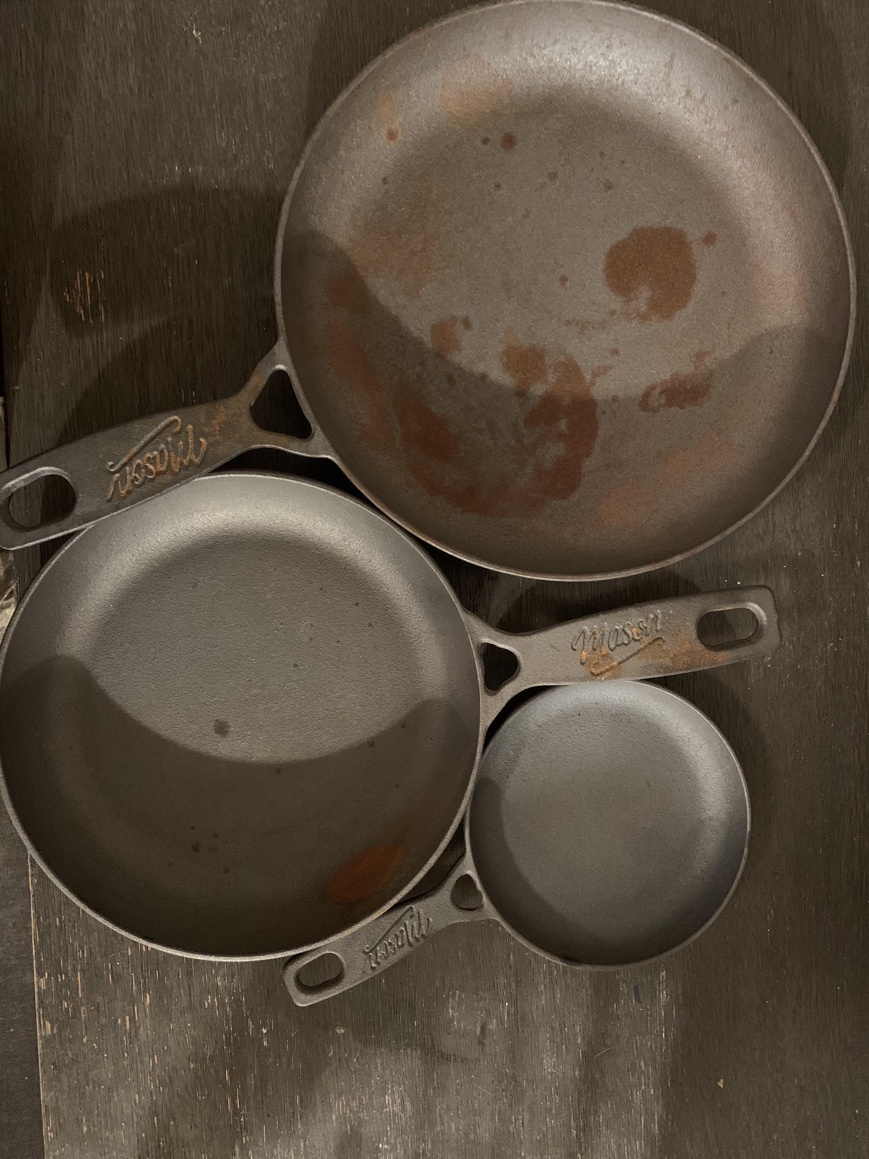 Found myself 3 cast irons today! All for 20! r/castiron