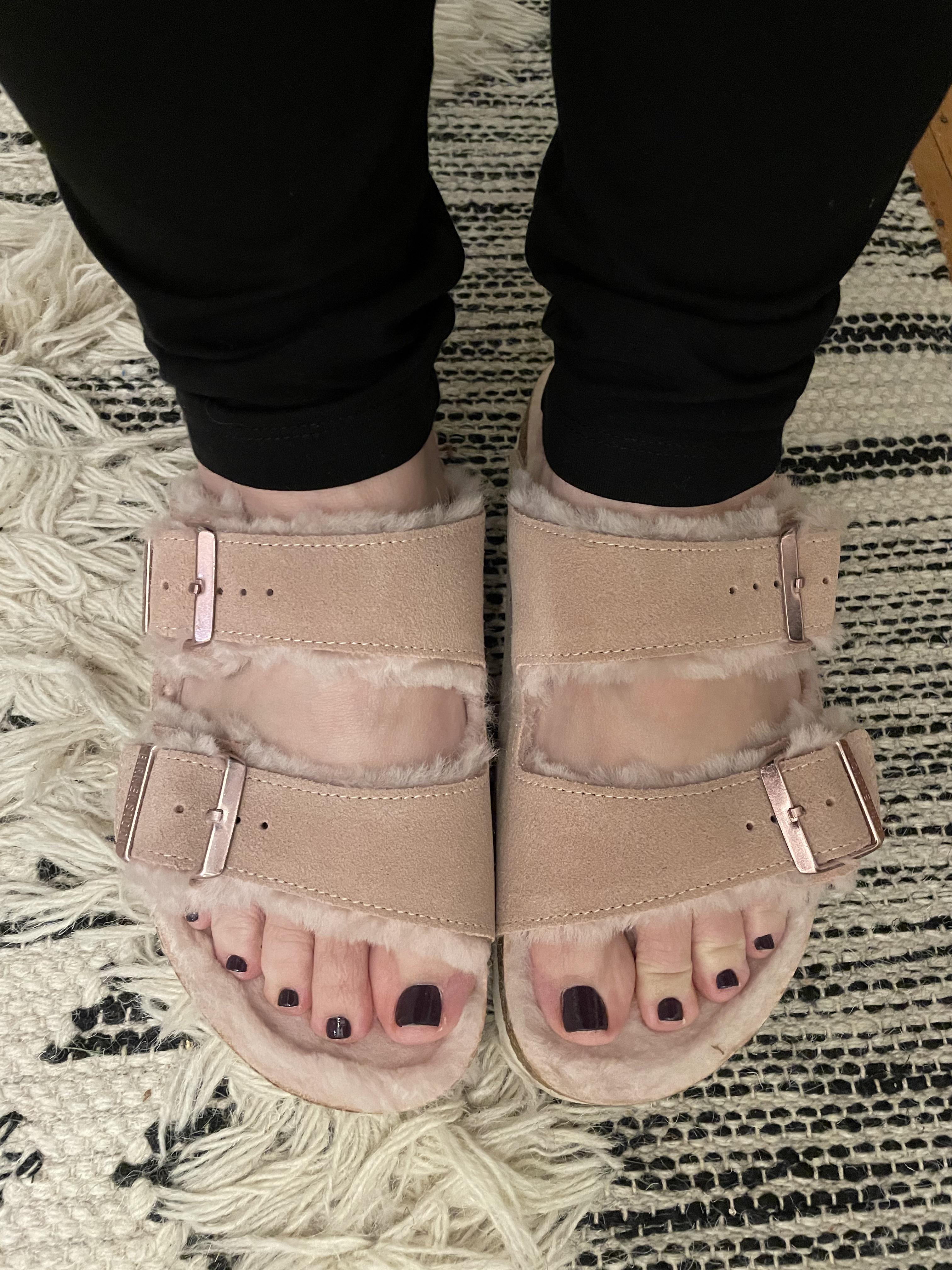 New Pink Shearling Arizonas!! r/Birkenstocks