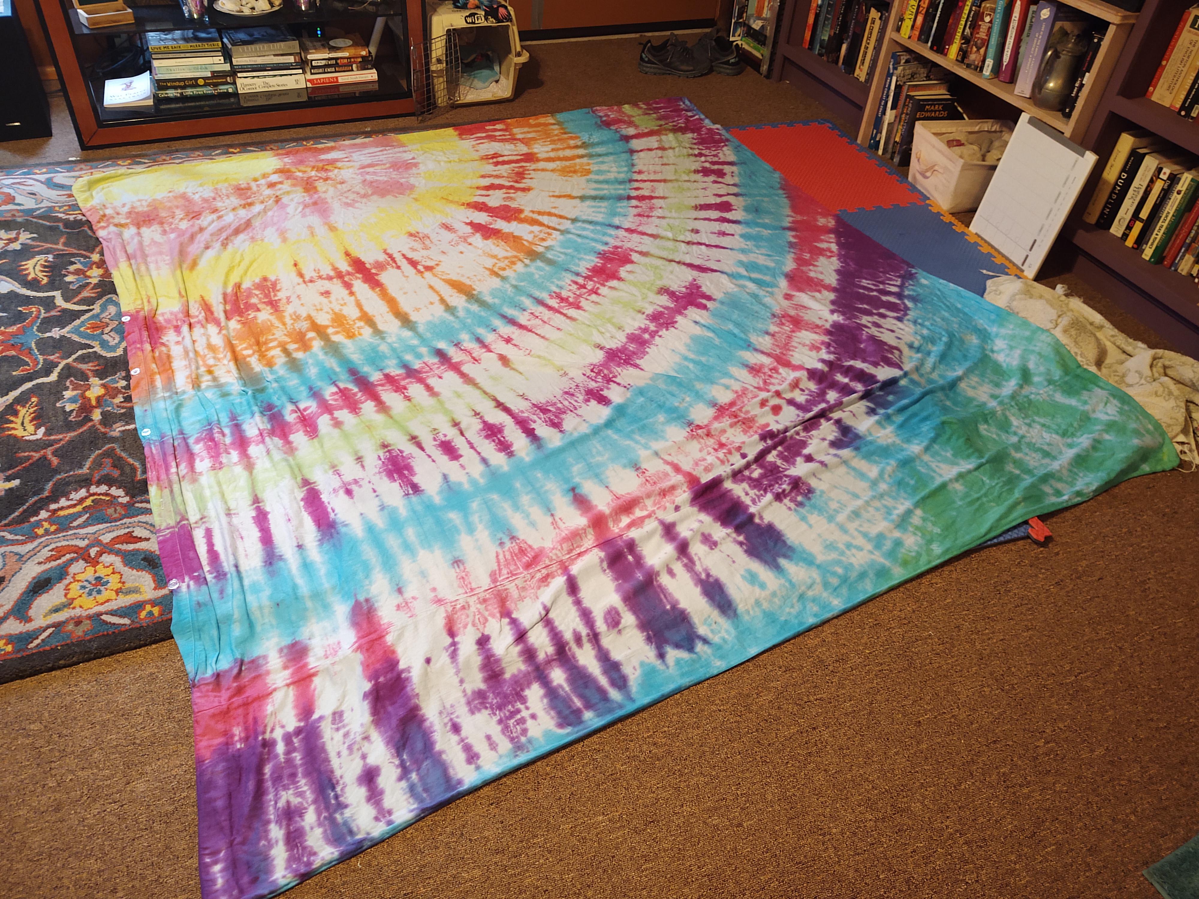 I tie dyed a duvet cover that I've had for a few years with this in