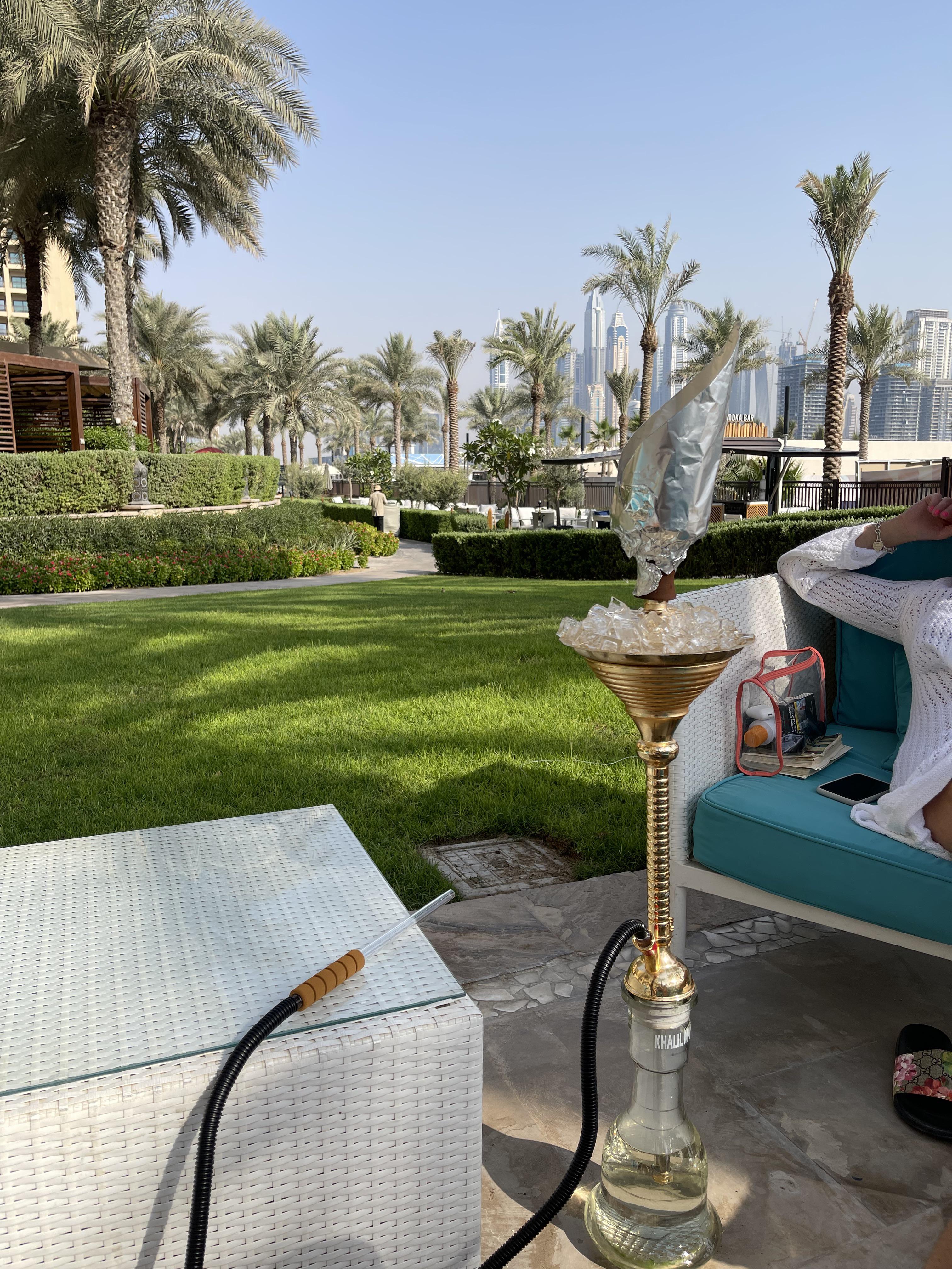 Smoking up on my Dubai trip ️🇦🇪 r/hookah