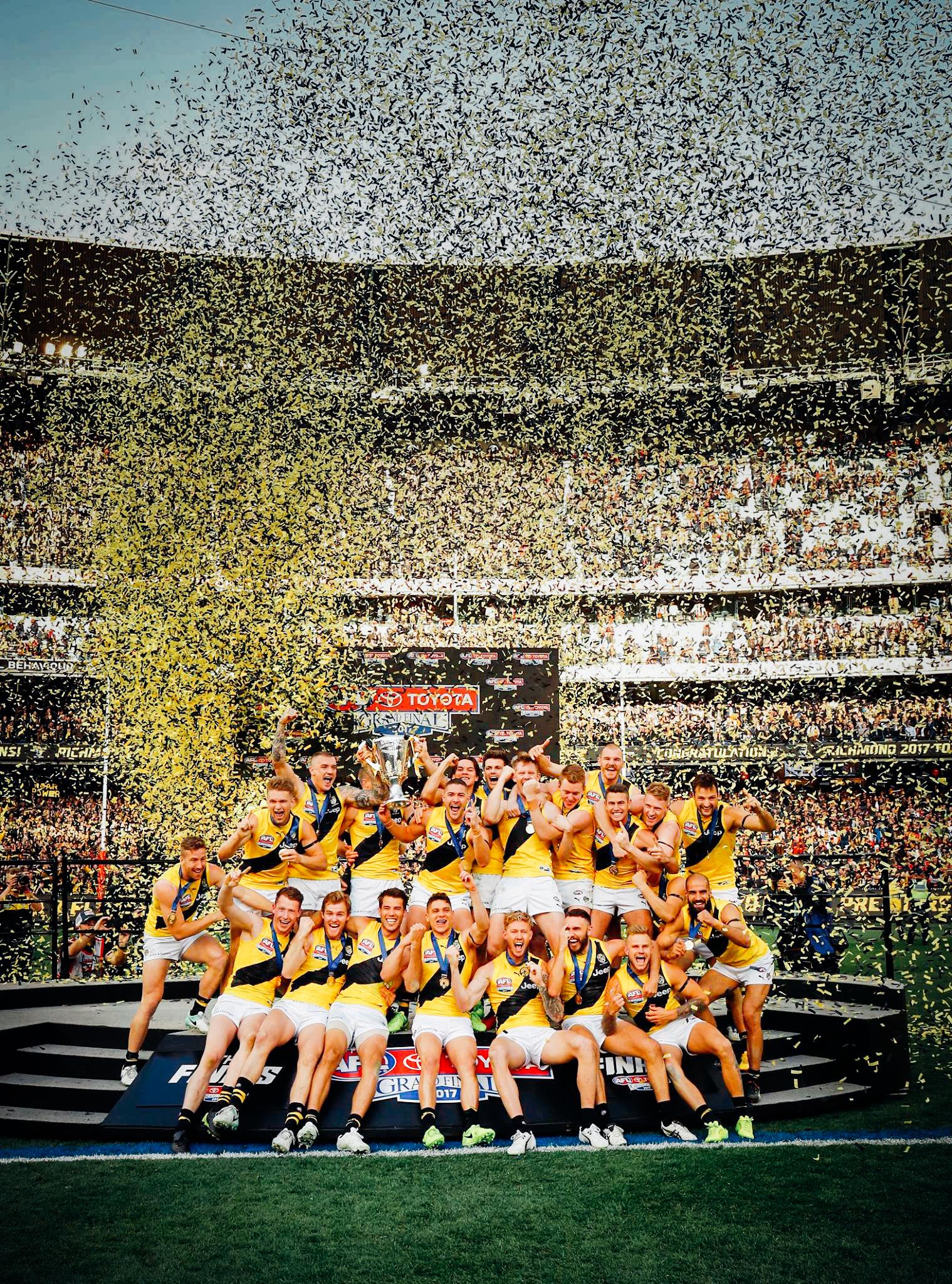 Tweaked one of the images from the Grand Final facebook photo album for