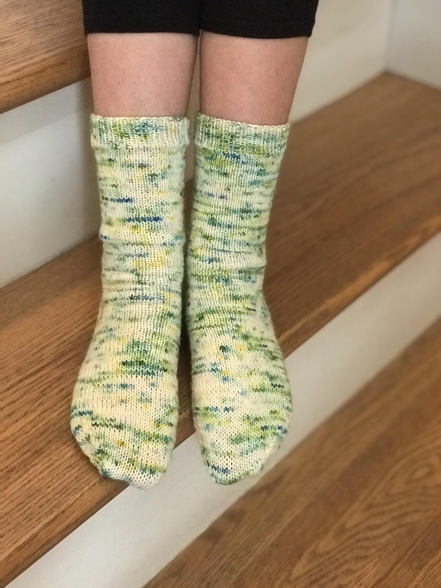 [FO] Finished my third (ever) pair of hand knit socks and my eleven year old thinks they are