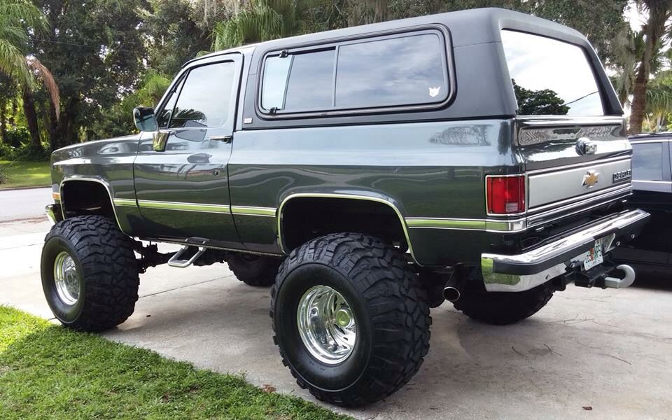 Lifted K5 Blazer : r/carporn