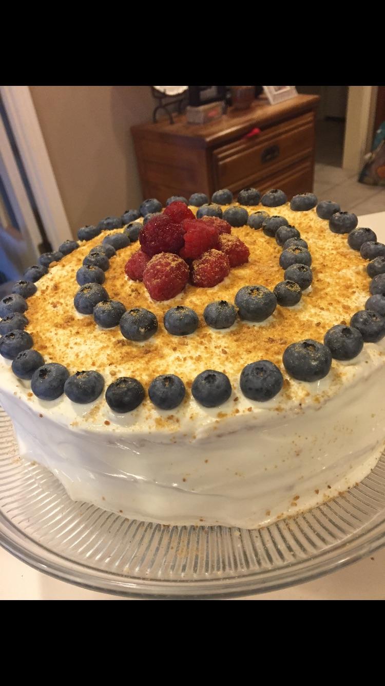 [Homemade] 8 layer Russian honey cake with sour cream icing. r/food