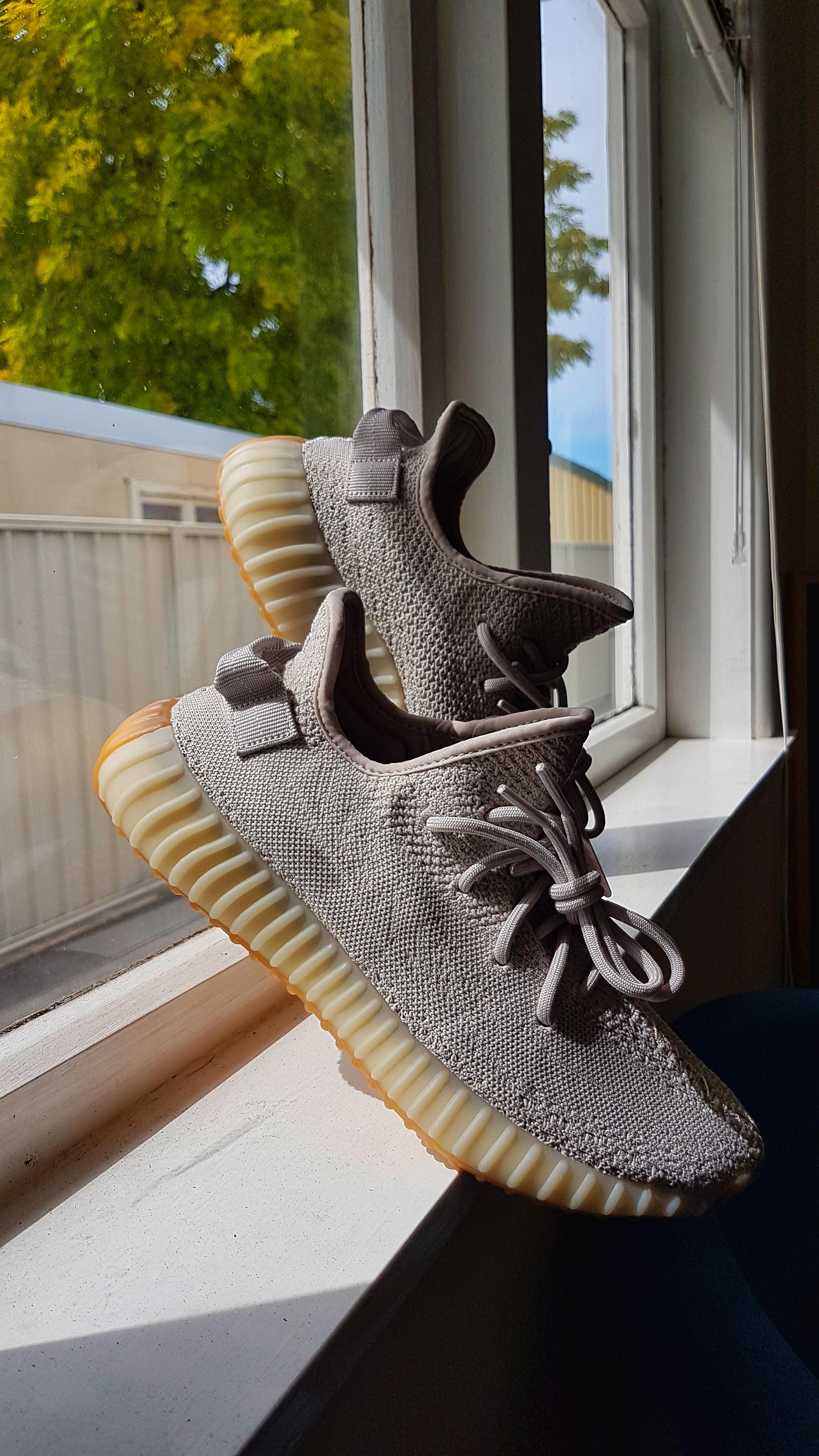 My 1st pair of Yeezy from GOAT r/yeezys