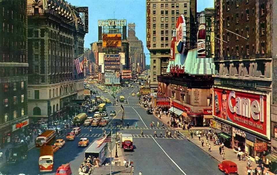 Times Square, New York, 1950. r/OldSchoolCool