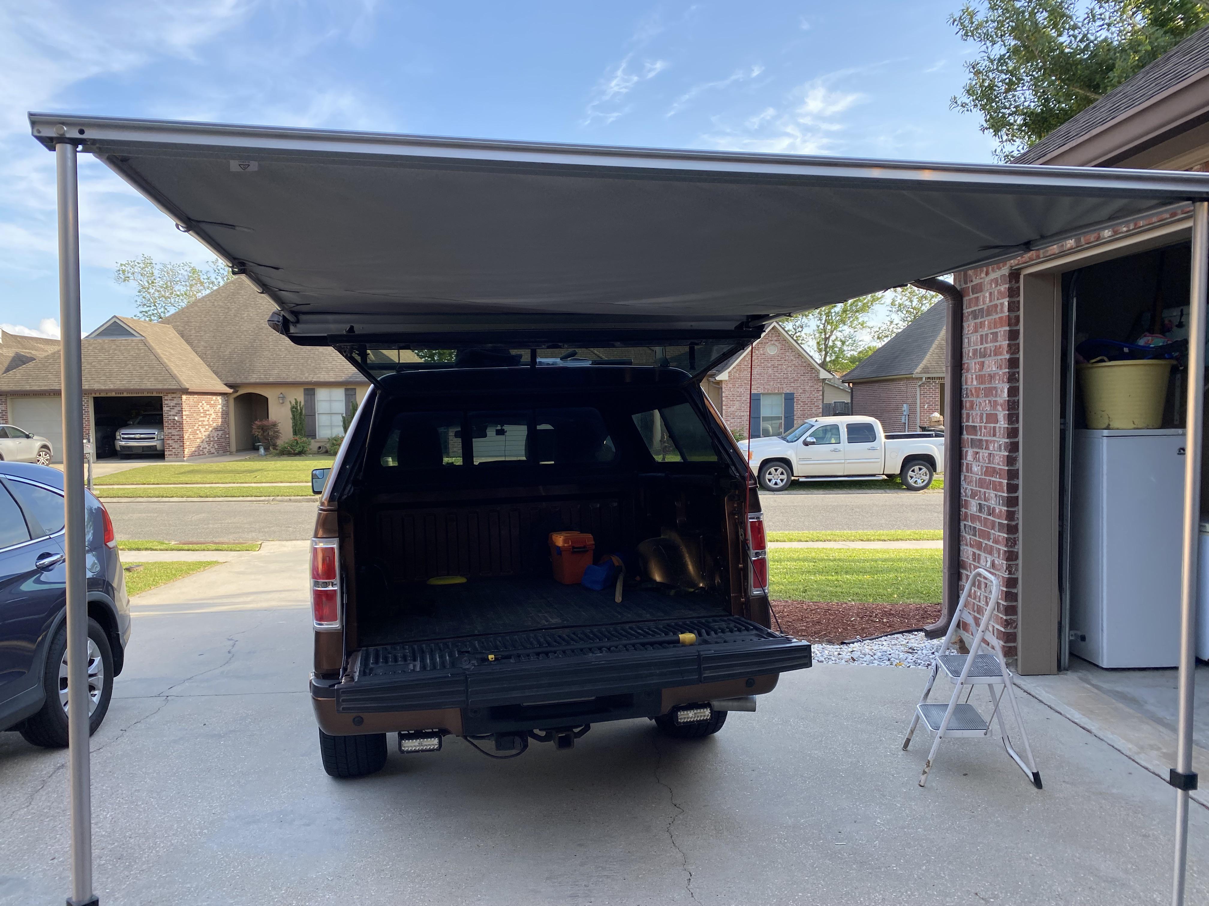 Awning for rear r/TruckCampers