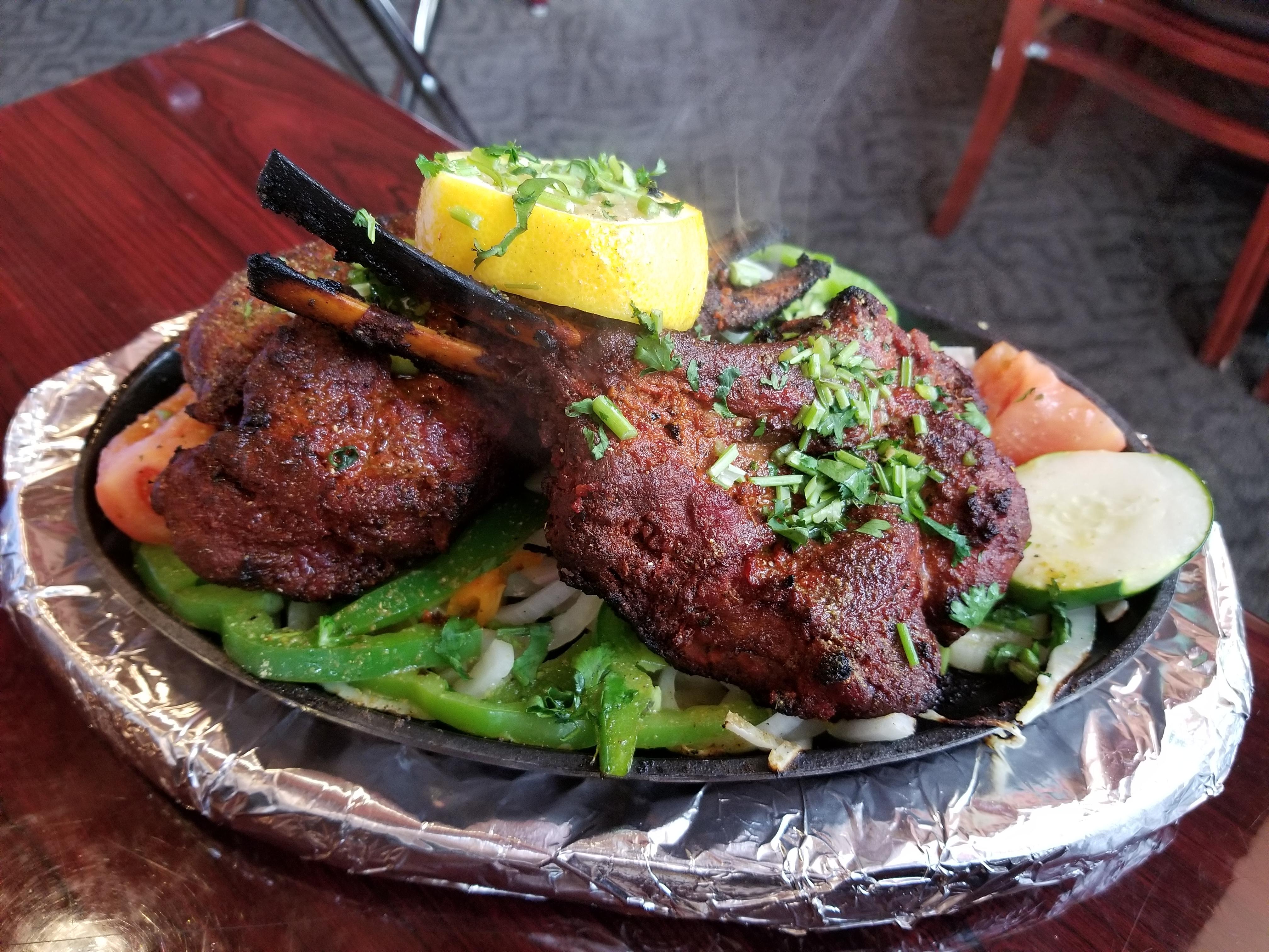 Sizzling tandoori lamb chops [OC][4032 x 3024] r/FoodPorn