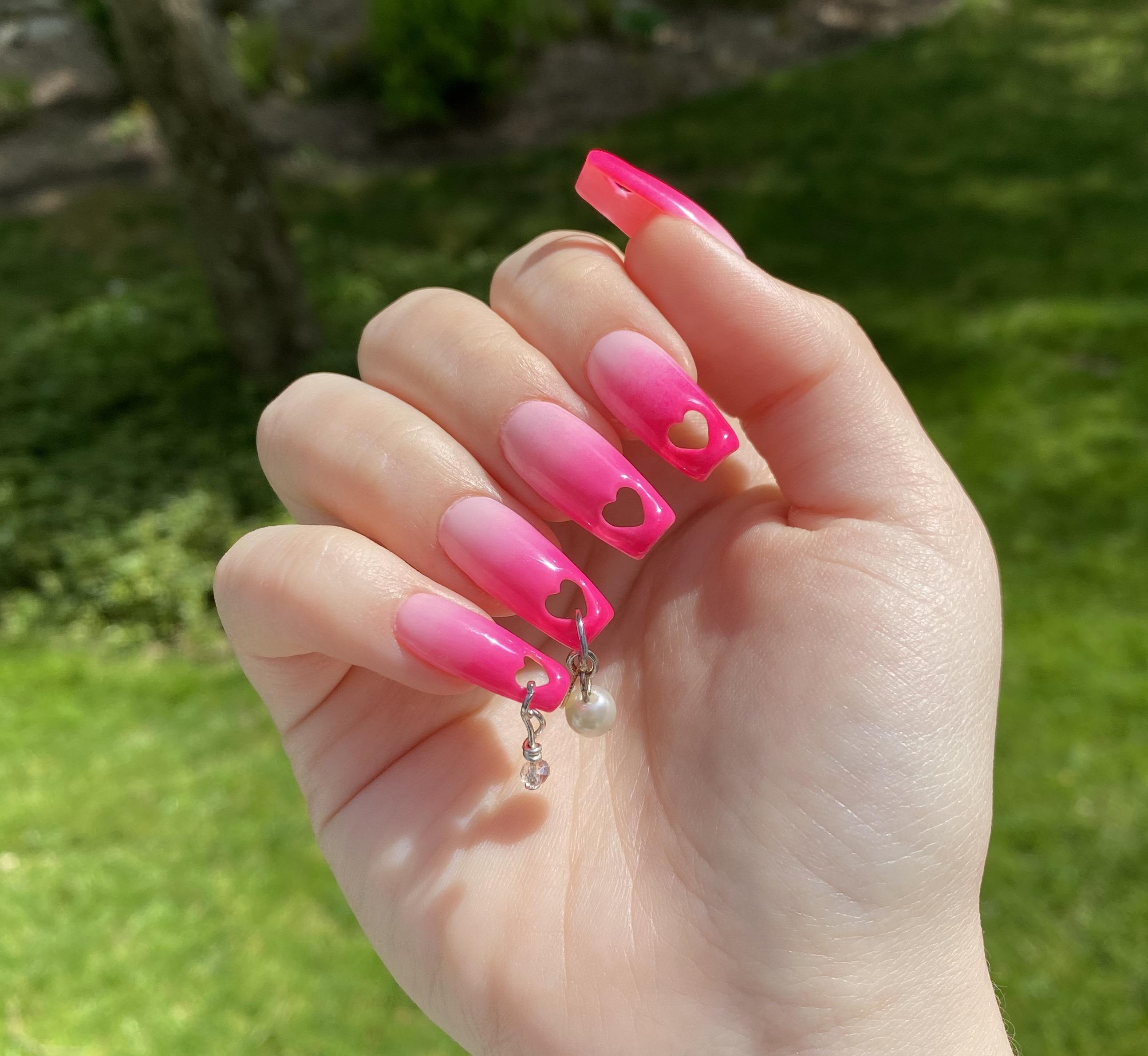 So happy with these pink ombré heart nails! Nails