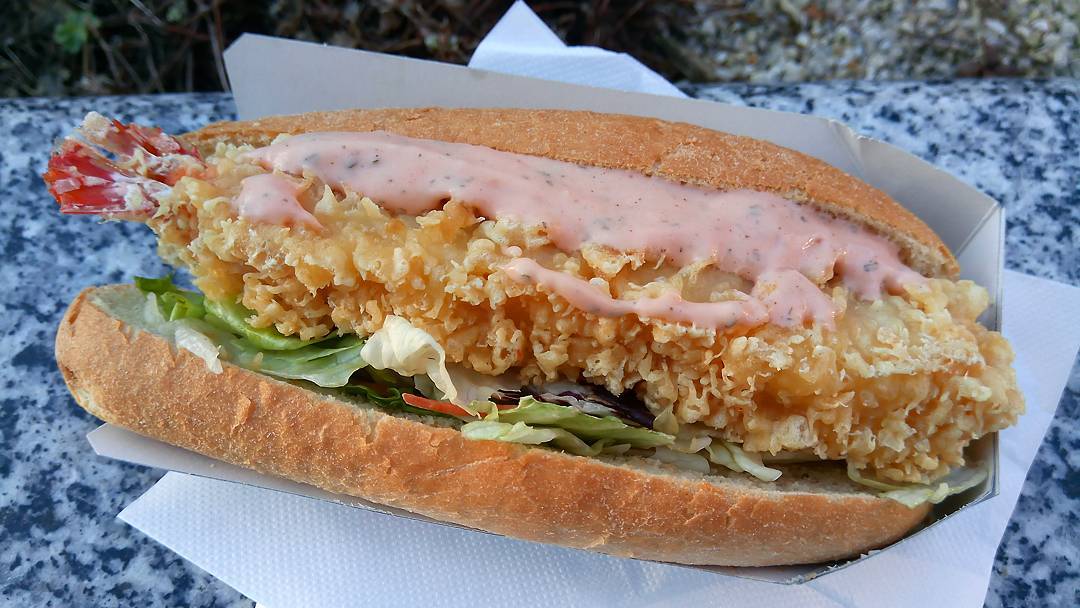 [I Ate] A giant shrimp sandwich with cocktail sauce r/food