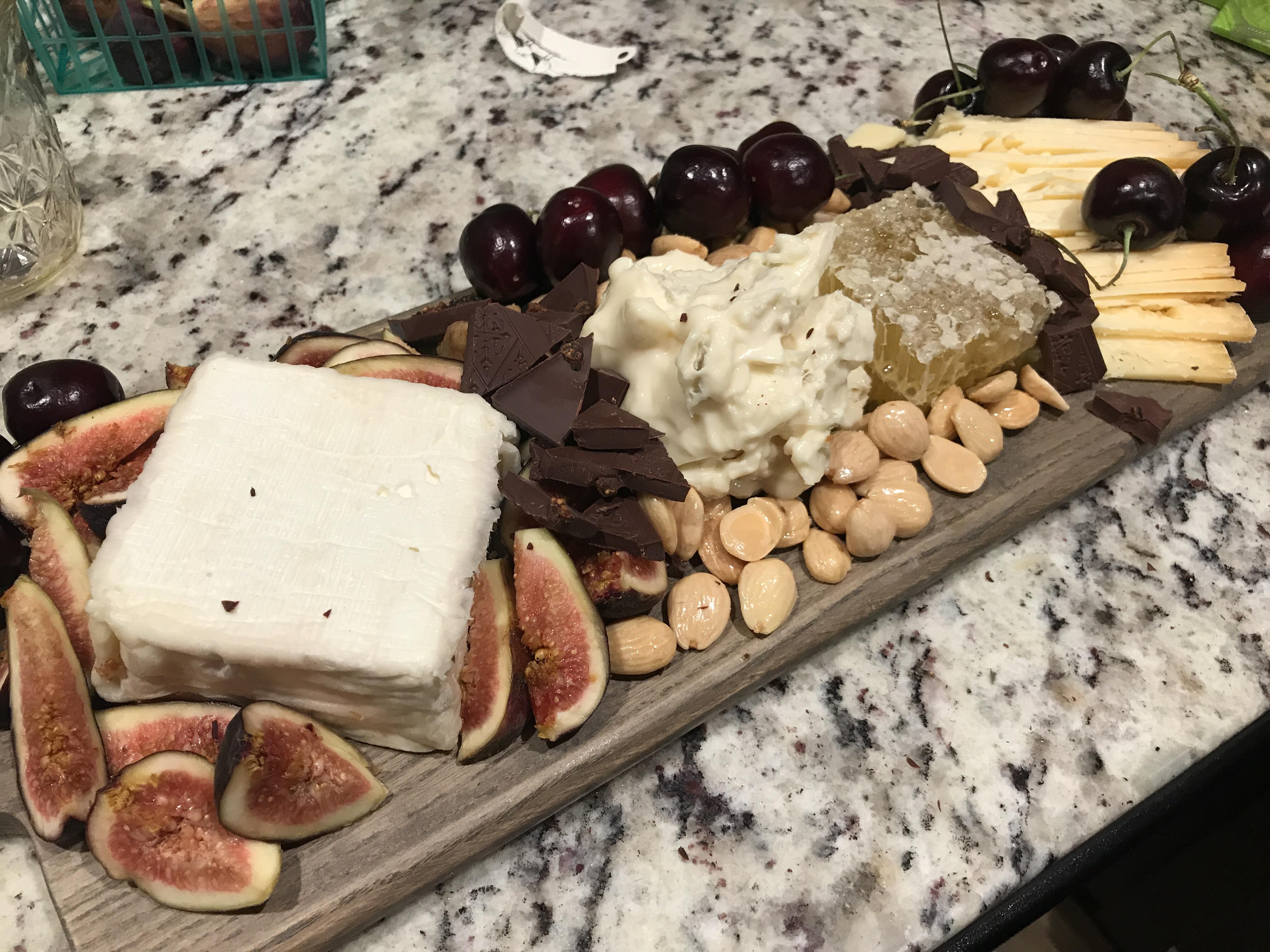 A dessert cheese plate. r/Cheese