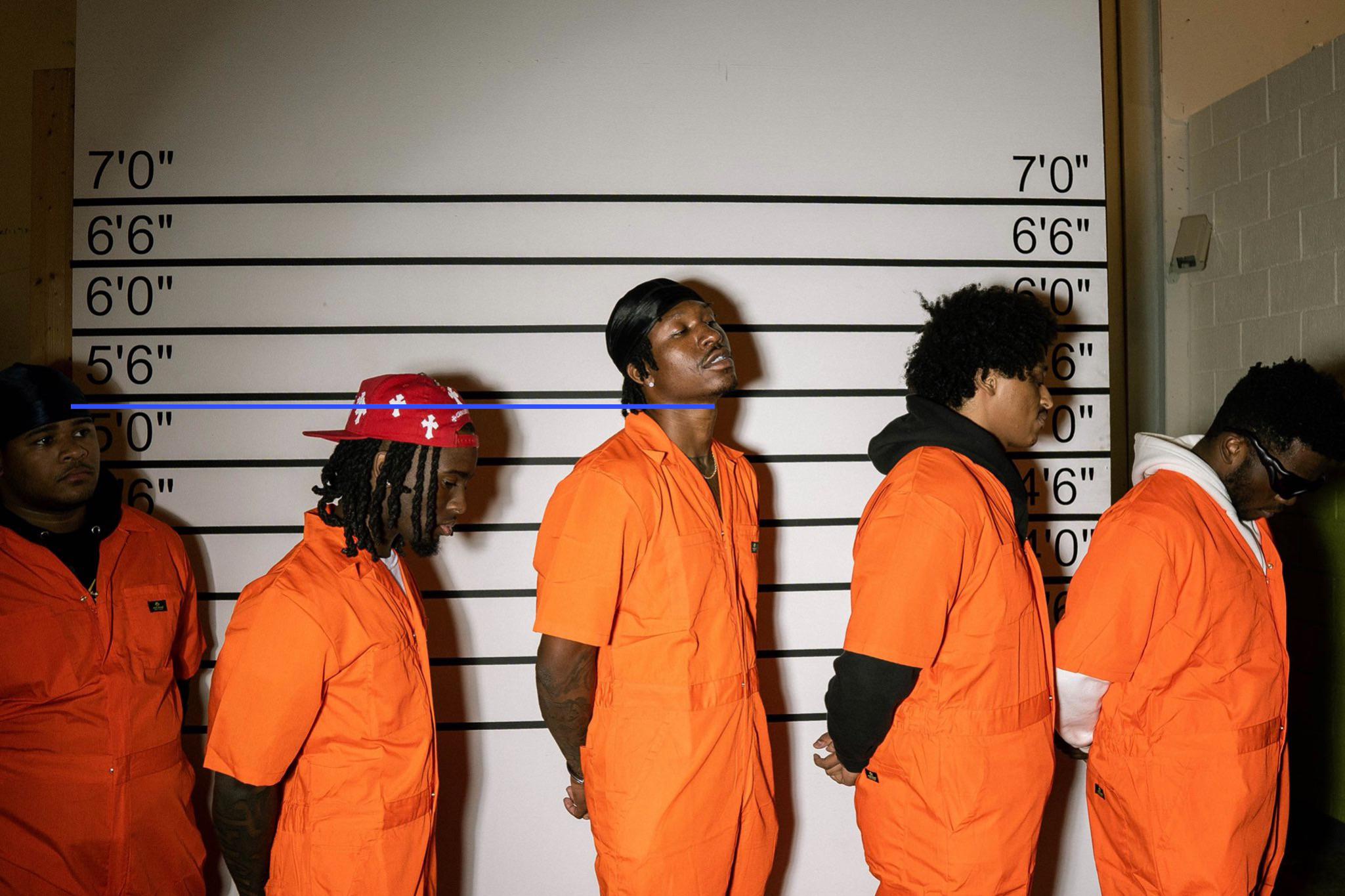 How Tall is Fanum? Unveiling the Mystery Height!