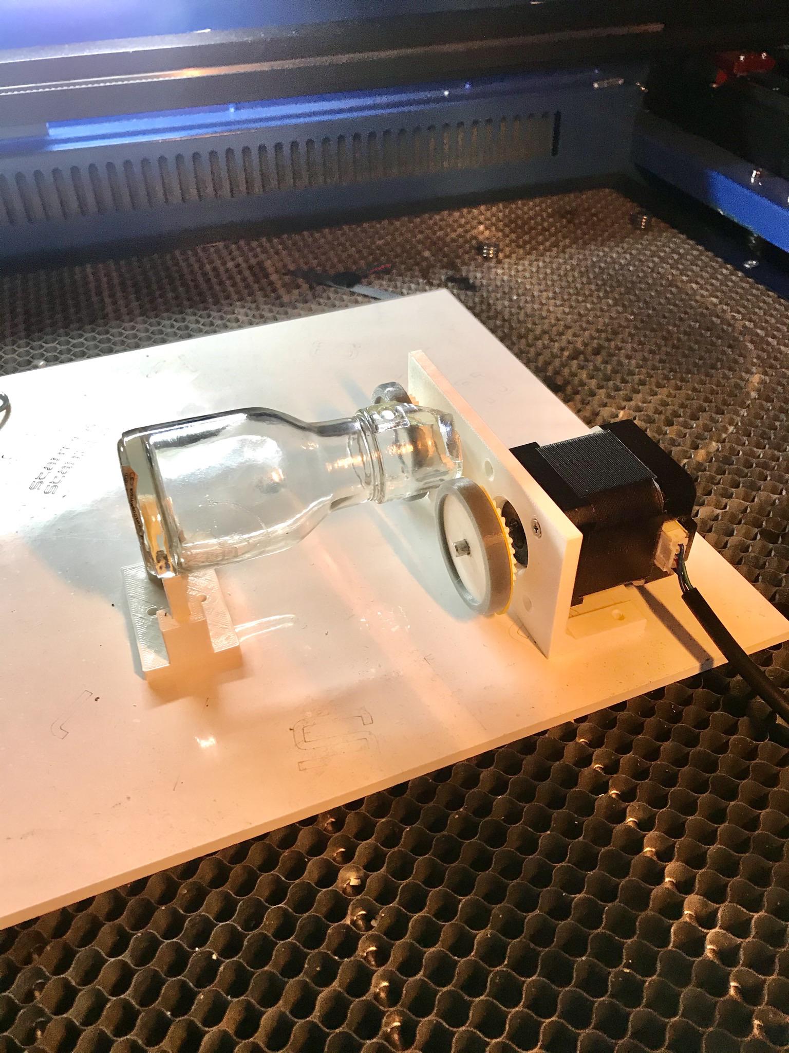 First version of my 3D printed rotary axis for my laser cutter. Stay