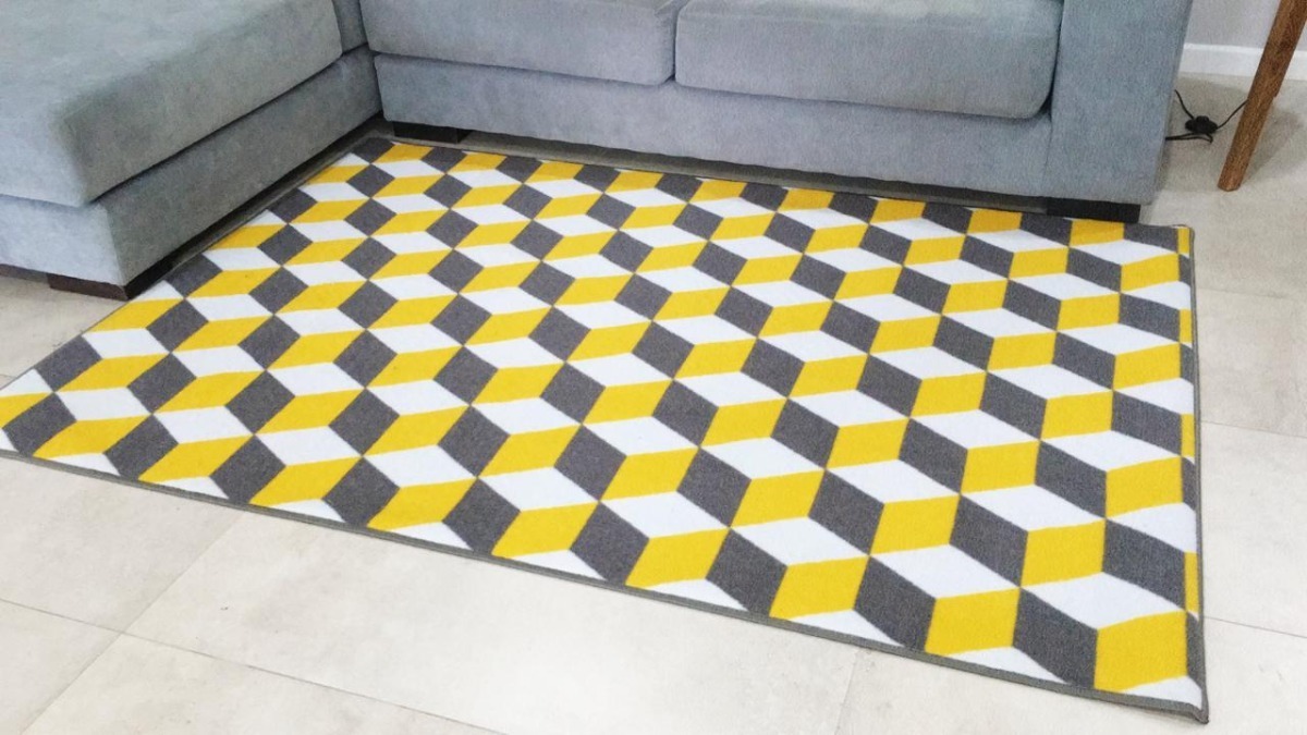 Hey guys! Thoughts on these rugs? r/malelivingspace