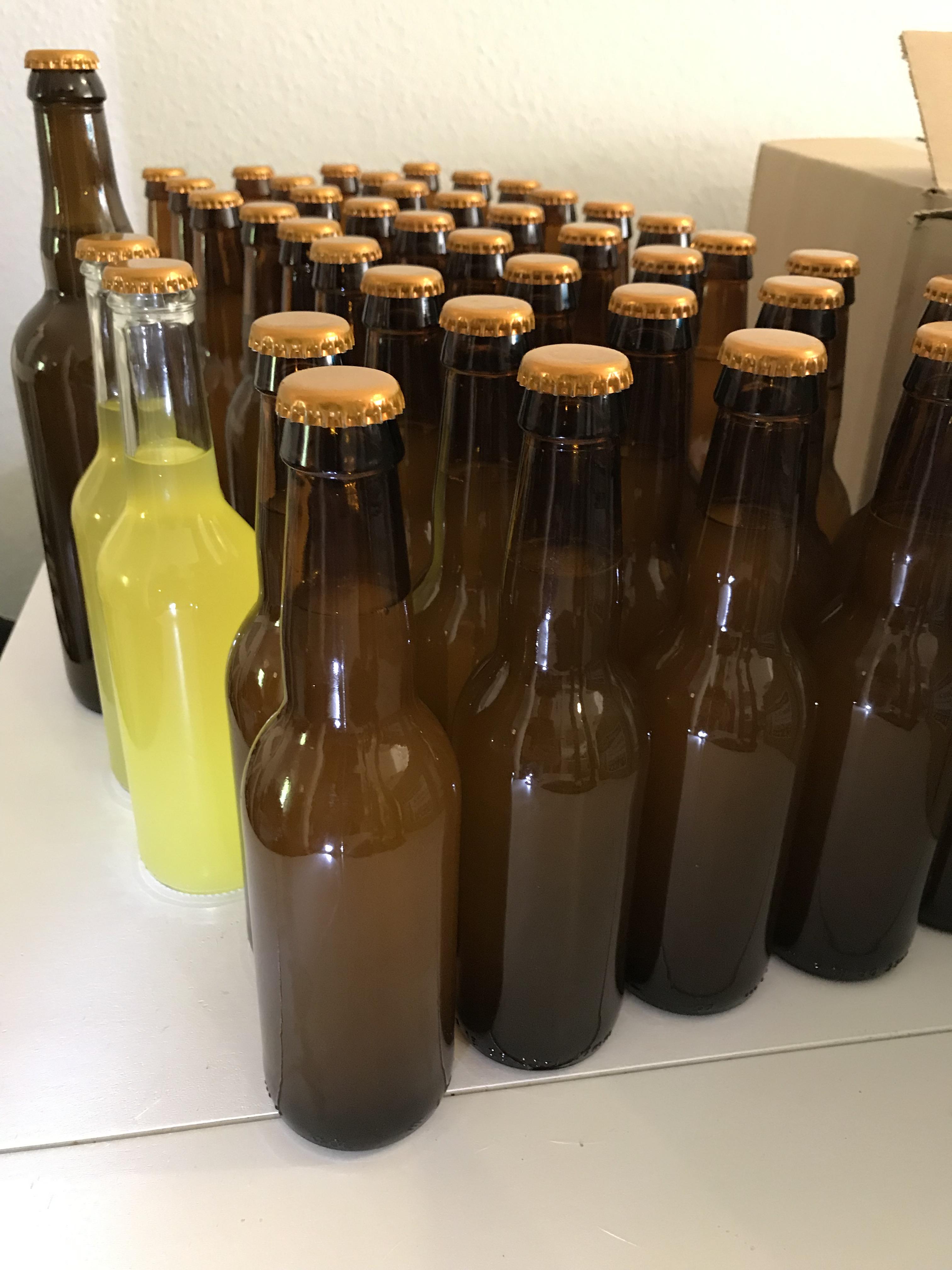 Short mead bottling day. Tried to make it NEIPA style with oat meal and