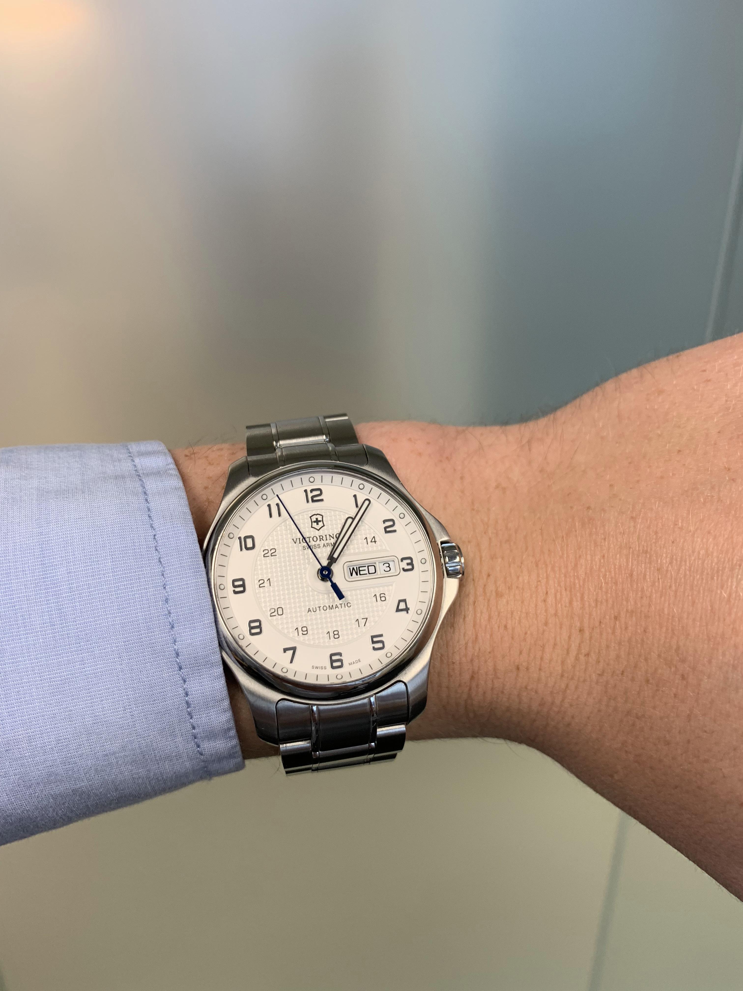 [WTS] Victorinox Officer Day Date Automatic. Very good condition. 240