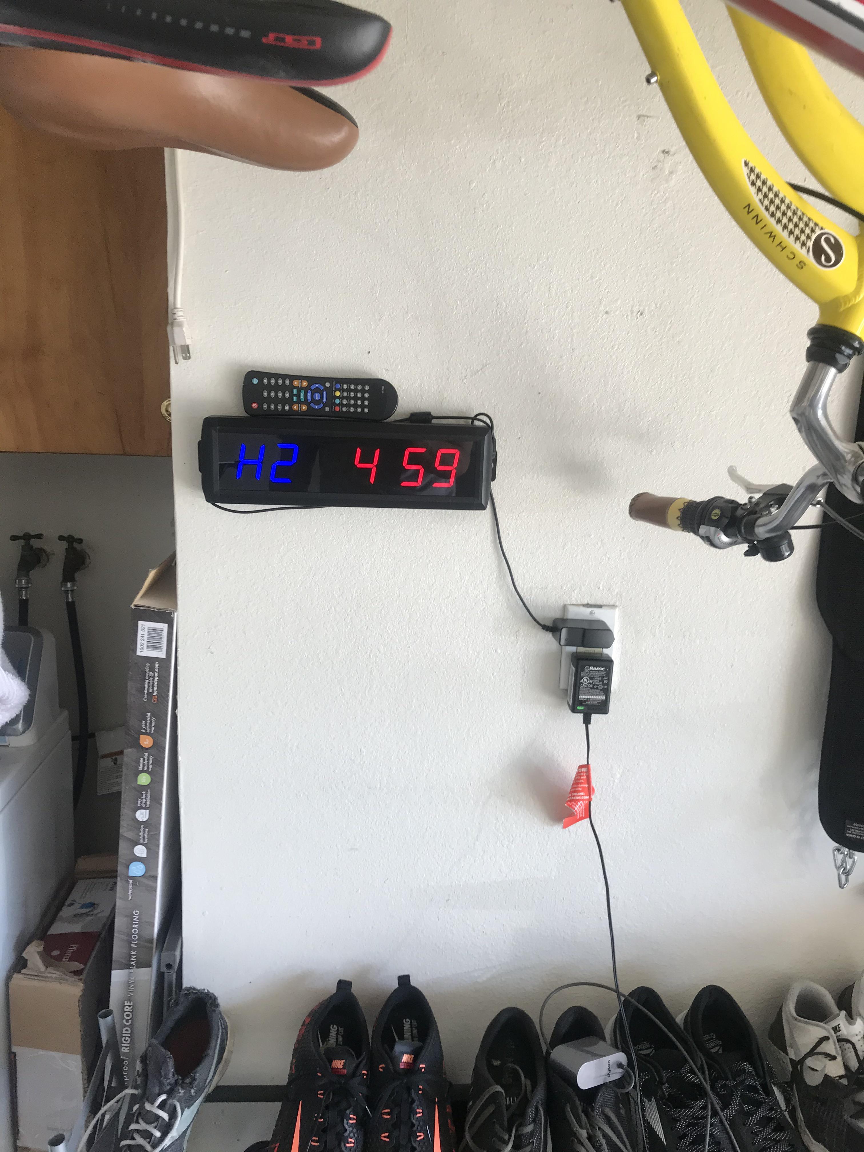 HUGE FIND TODAY GYM TIMER 20!!! r/crossfit