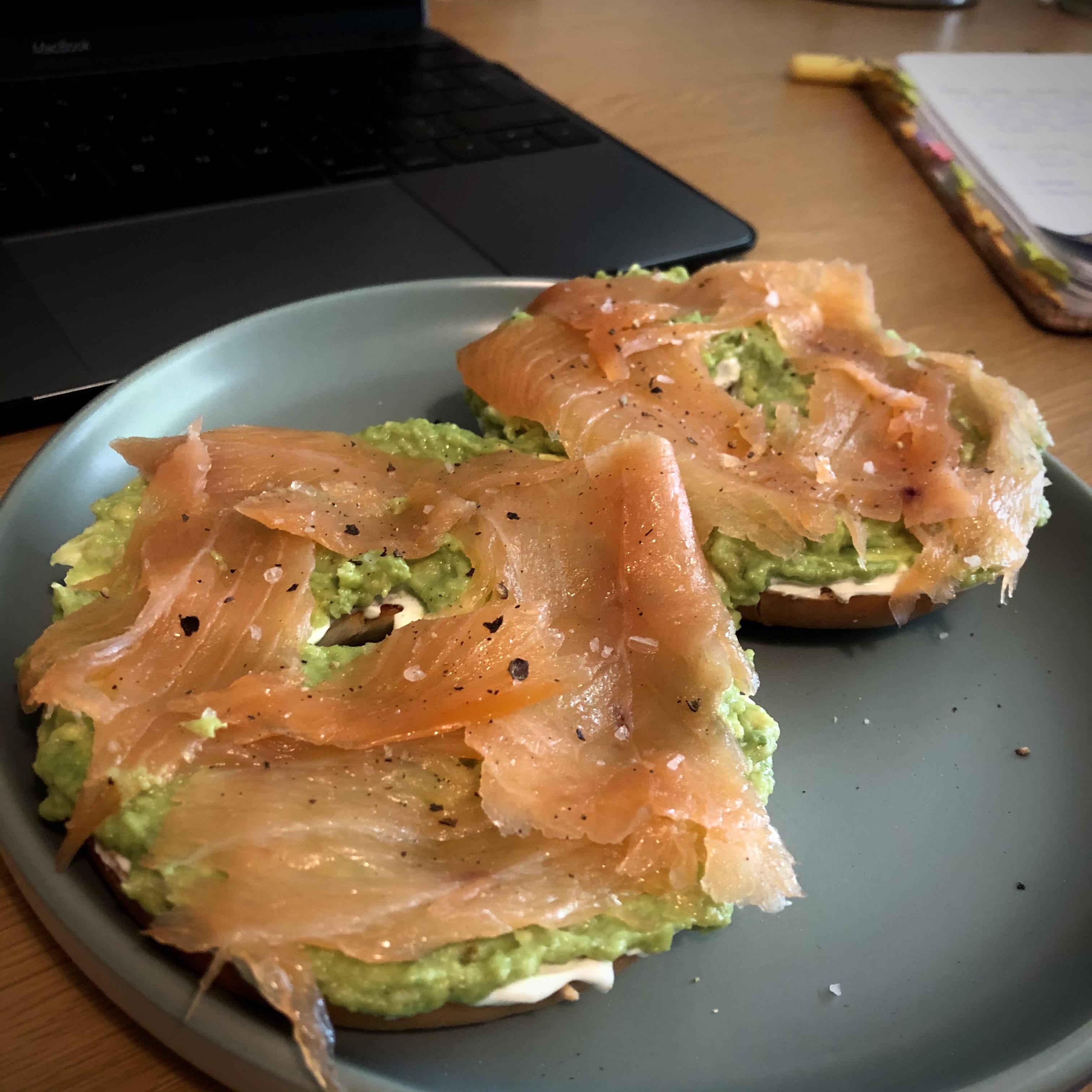 [Homemade] cream cheese, avocado & salmon bagel r/food