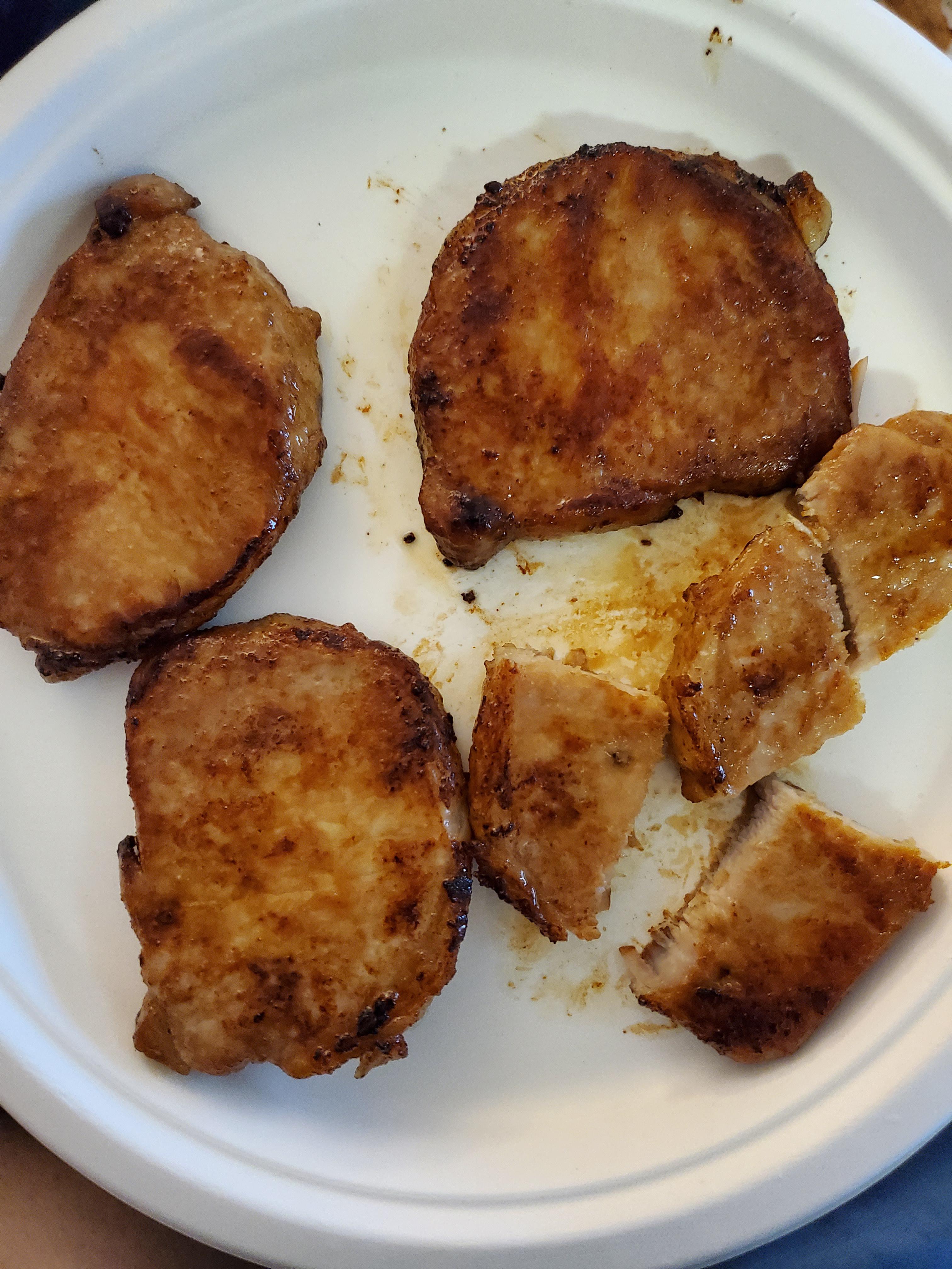 I made soy sauce & sesame oil pork chops. First time! r/chinesefood