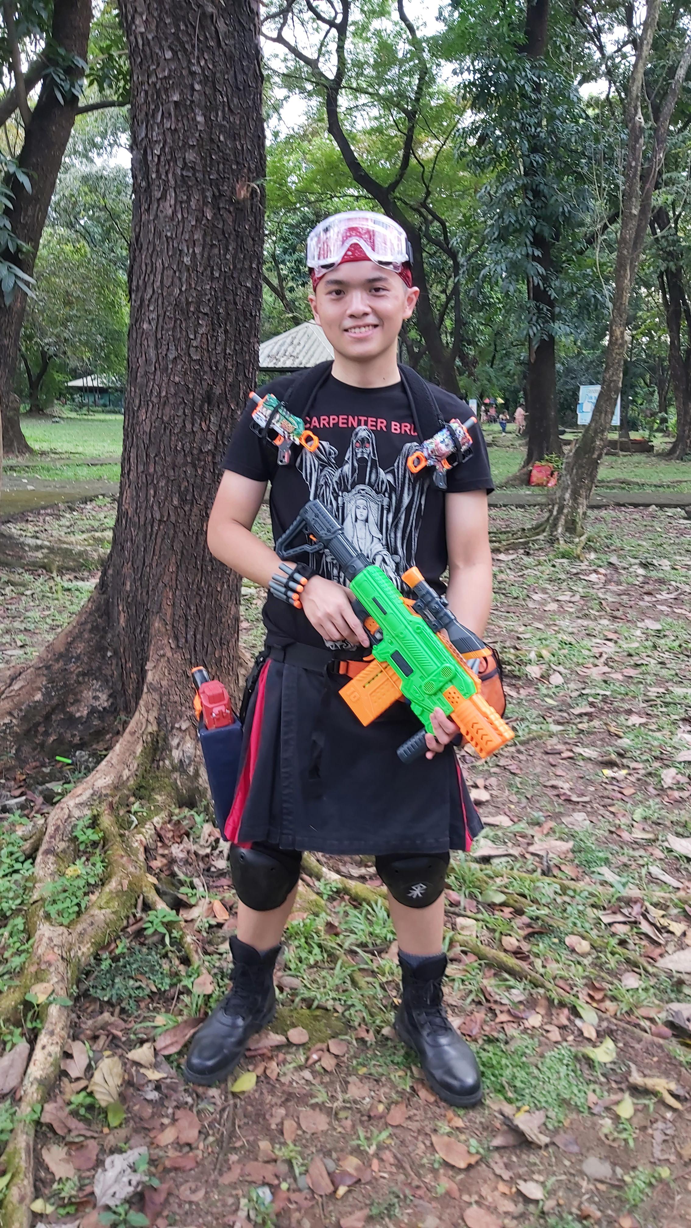 My first nerf battle at 28yo. Here's my outfit. Kilted Commando. r/Nerf