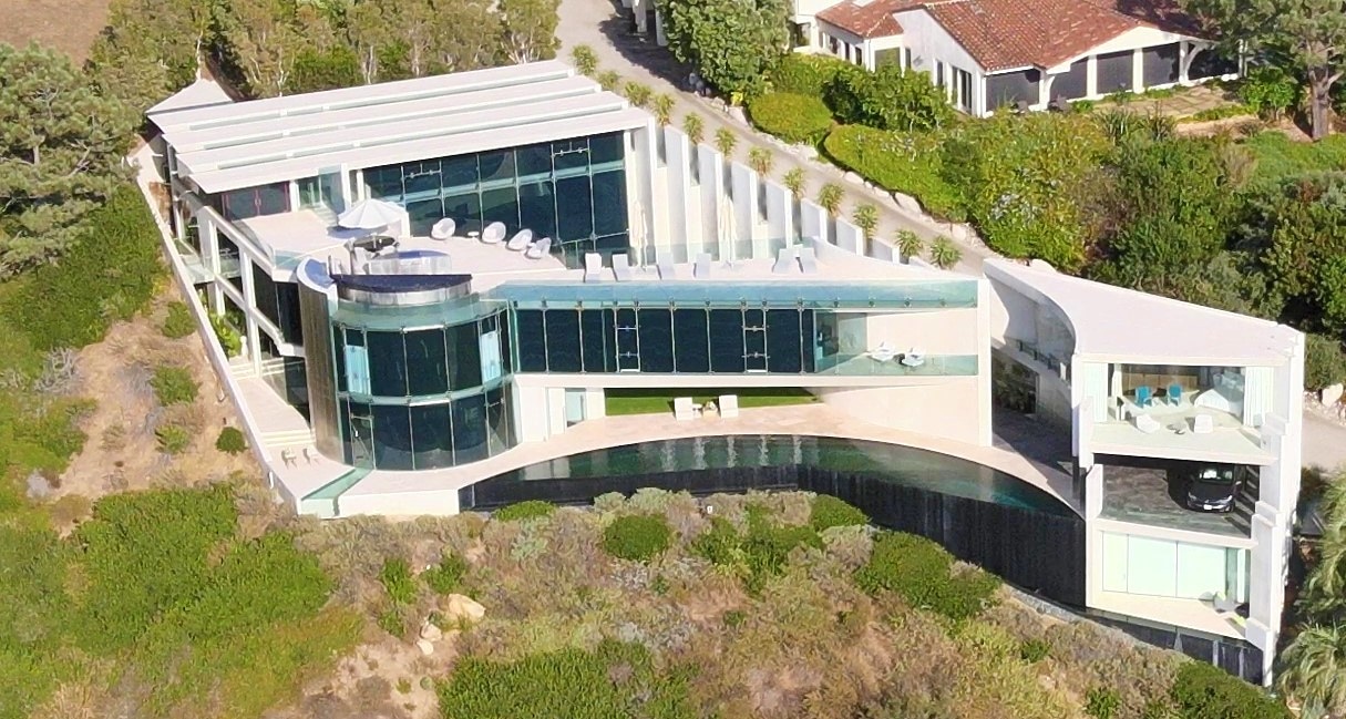 Iron Man's House, Located in La Jolla r/ironman