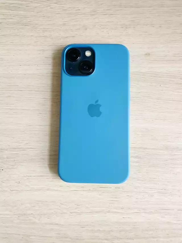 iPhone 13 Mini + Apple Silicone case Jay blue iPhone13Mini