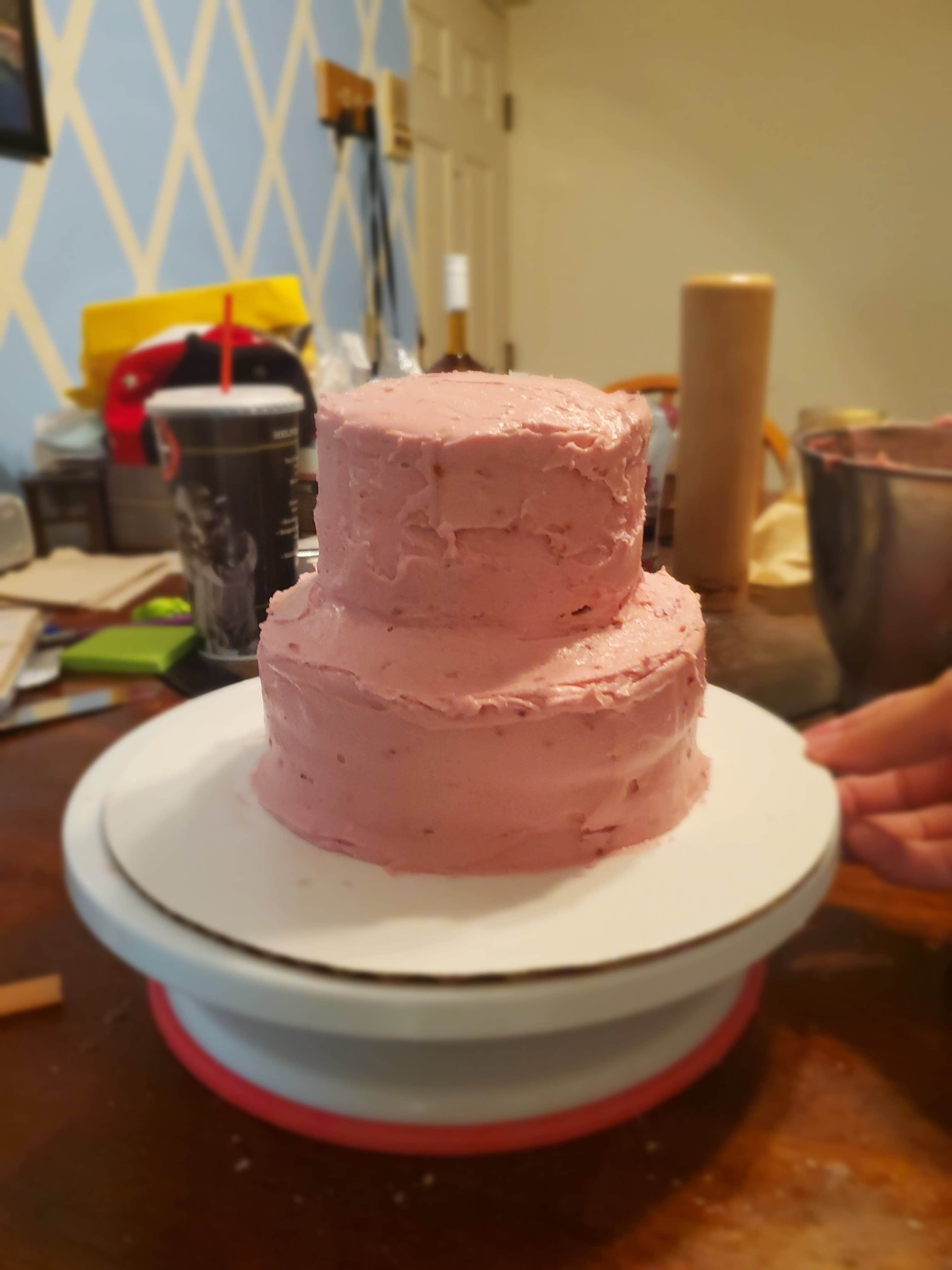 1st attempt at a tiered cake! Mixed Berry Champaign r/cakedecorating