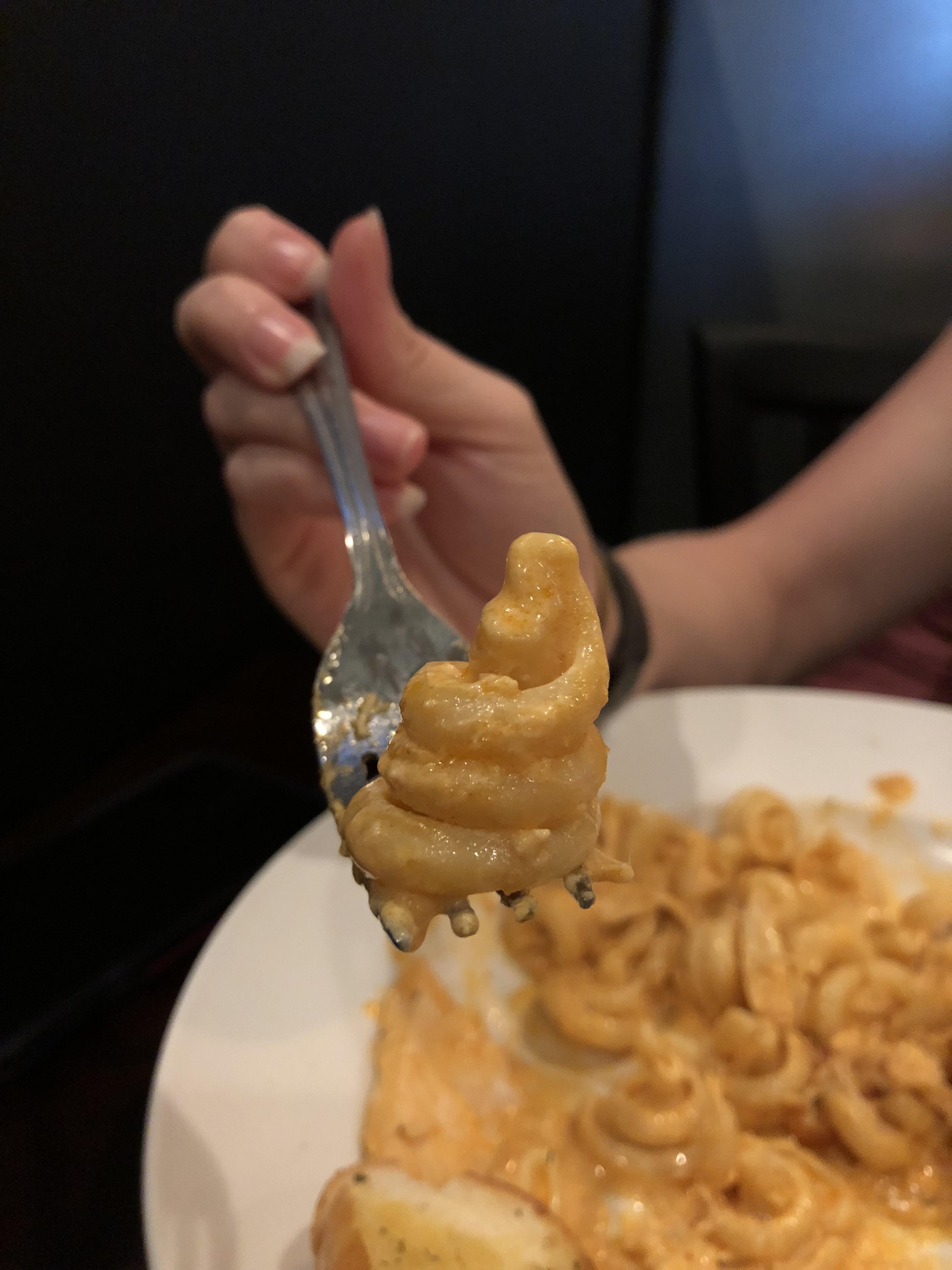 My wife’s pasta looks like the poop emoji r/mildlyinteresting