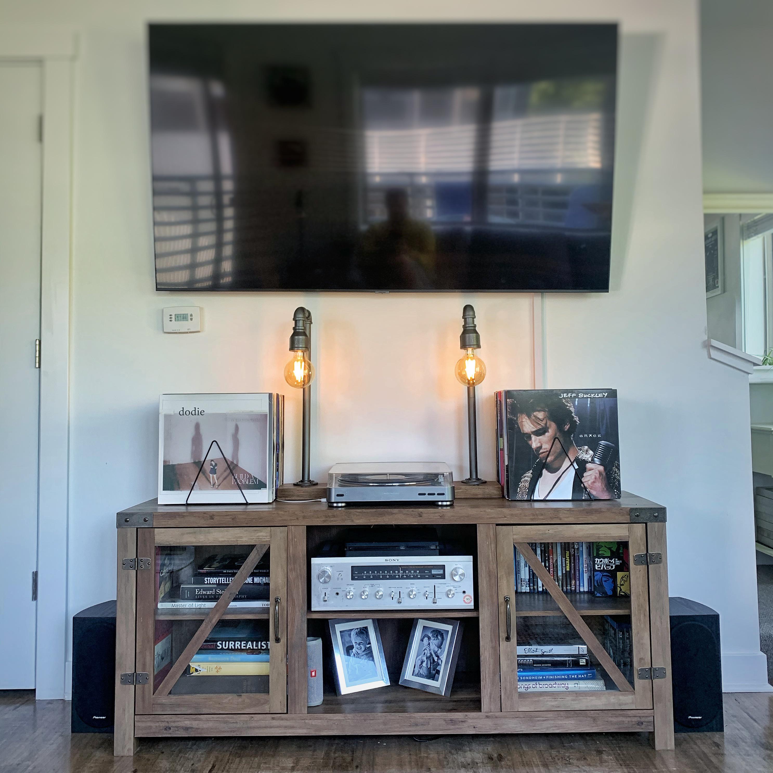 Our new cozy setup r/vinyl