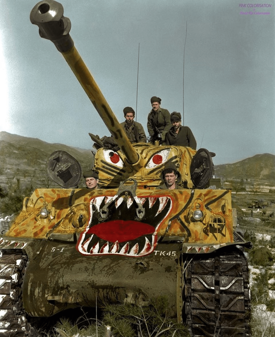 Sherman M4A3E8 "easy 8" "Tiger face" of the 89th tank Battalion during