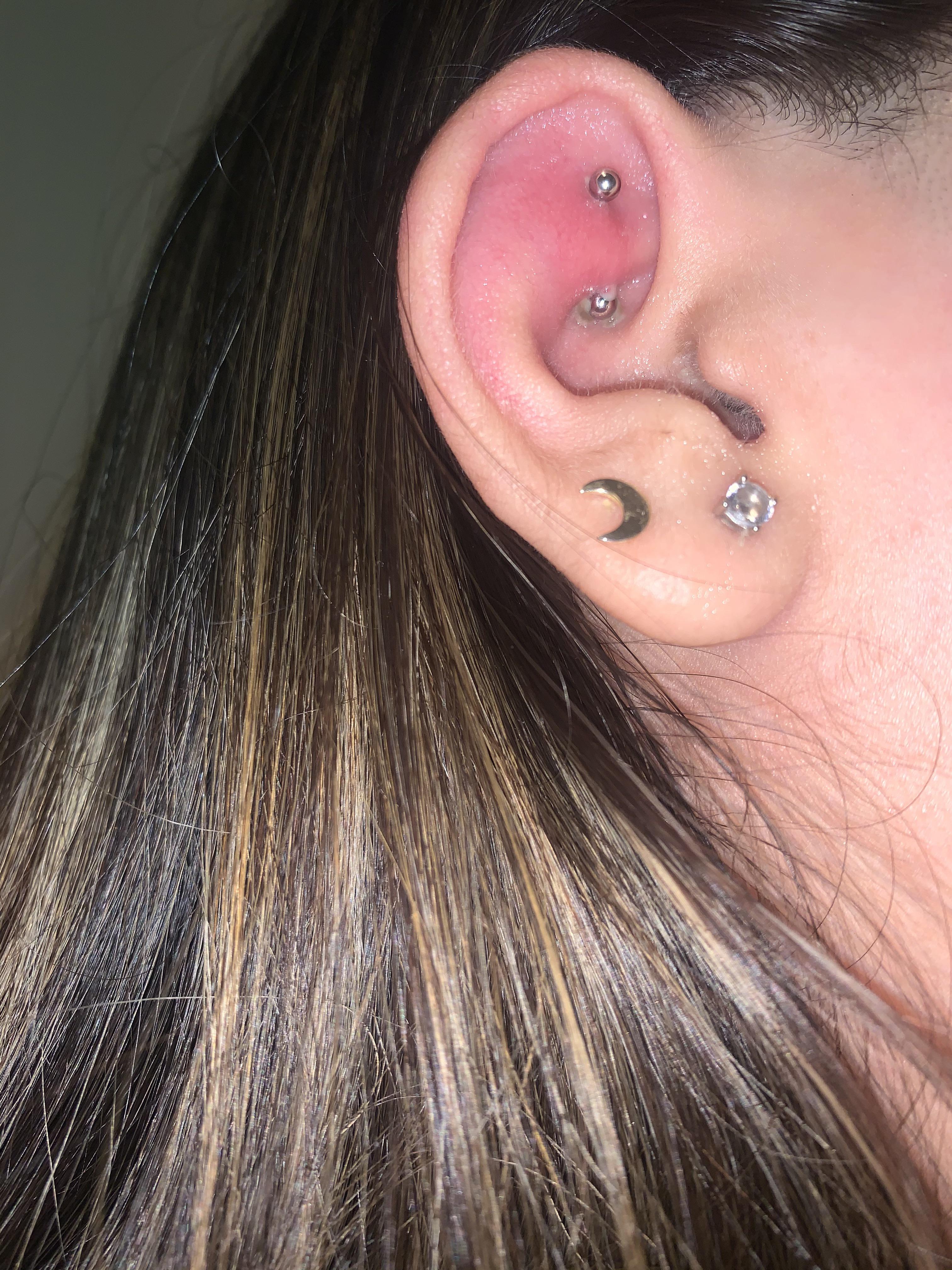 Hi I got my rook piercing 4 days ago & it still hurts really bad . Also