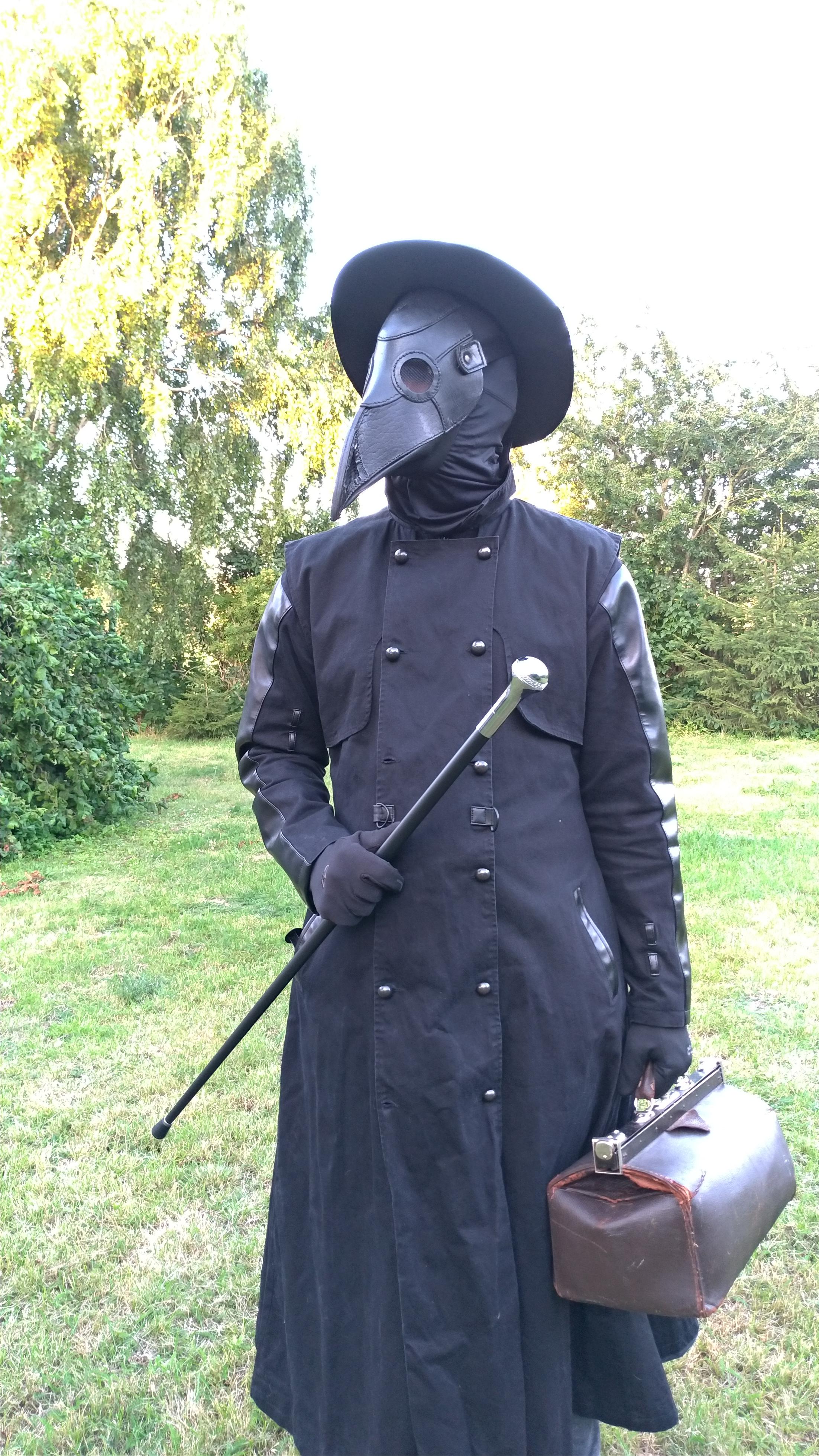 The plague doctor is coming to town this halloween Halloween_Costumes