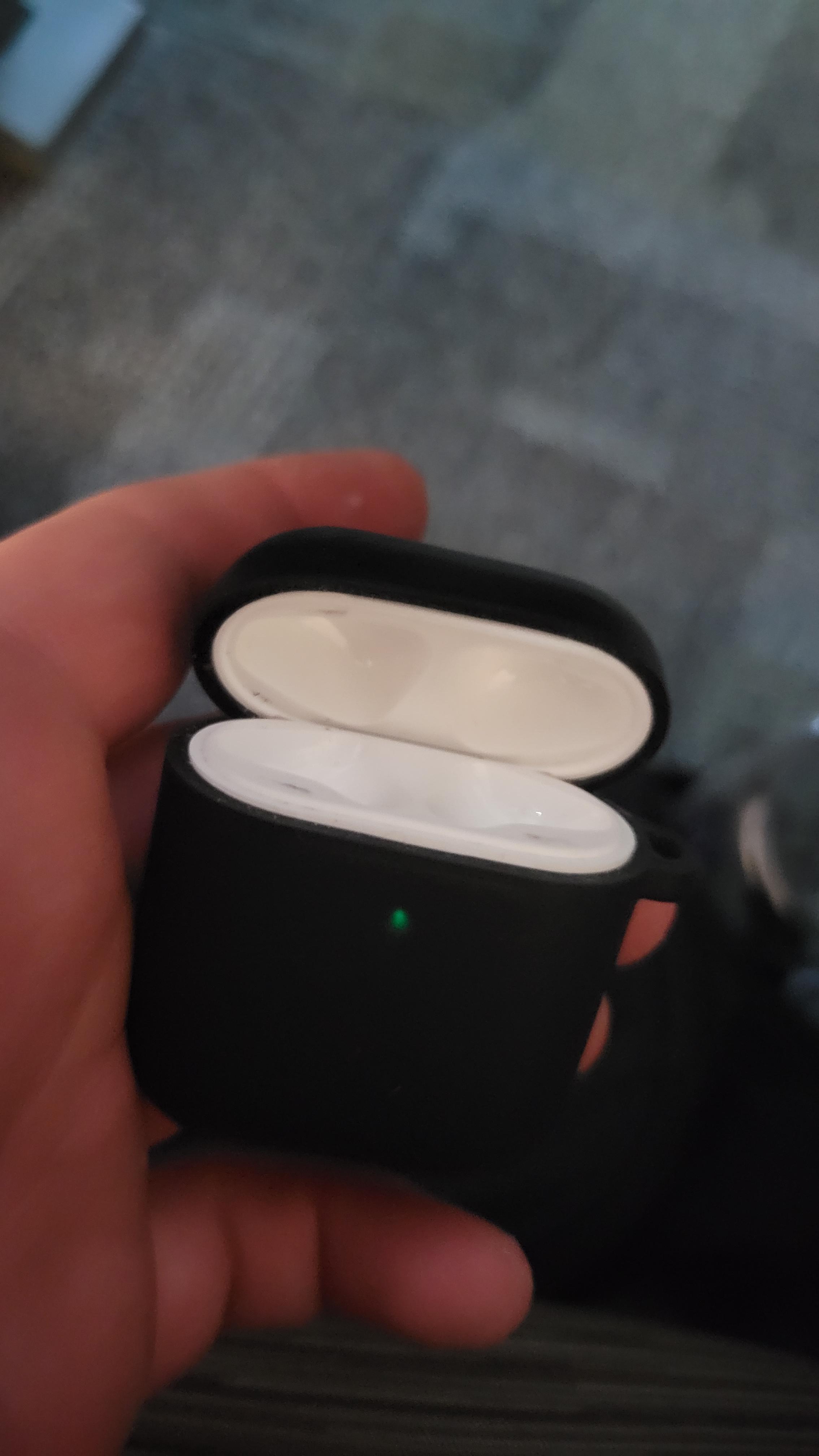 Lost airpod case on marrietta campus r/KSU