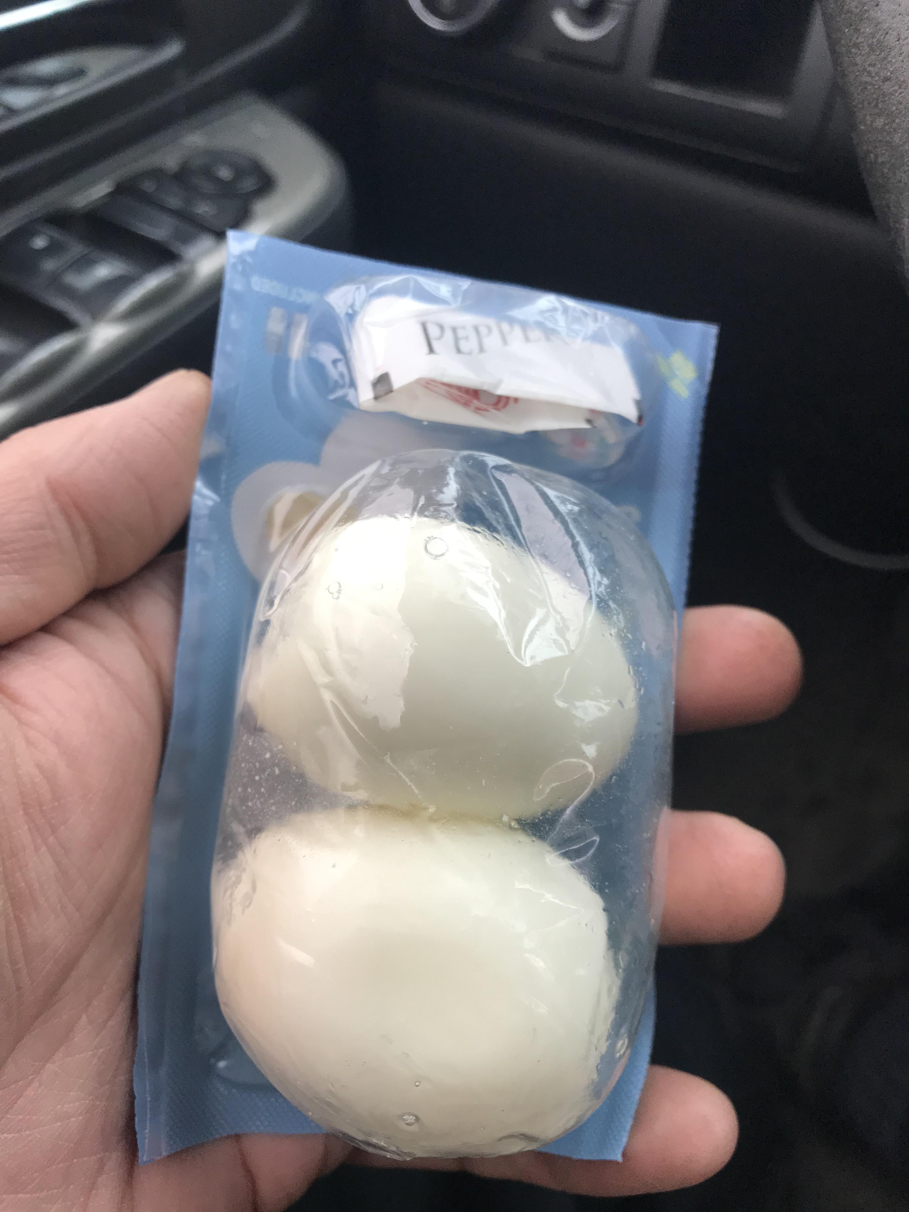 This package of hard boiled eggs comes with salt and pepper. r/mildlyinteresting