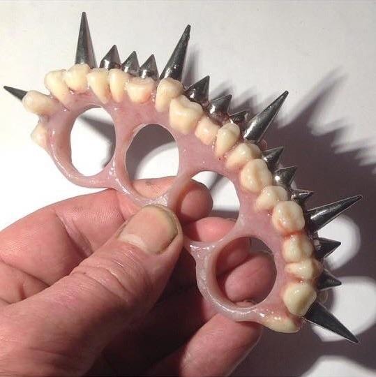 These brass knuckles will knock your teeth out r/MadeOfTeeth