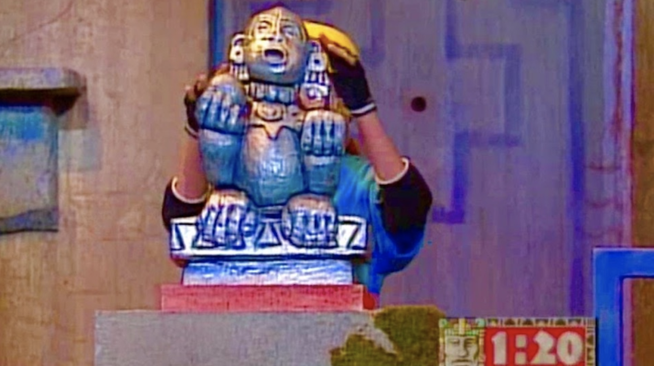 Legends of The Hidden Temple Silver Monkey Stumping 99 of 12 year
