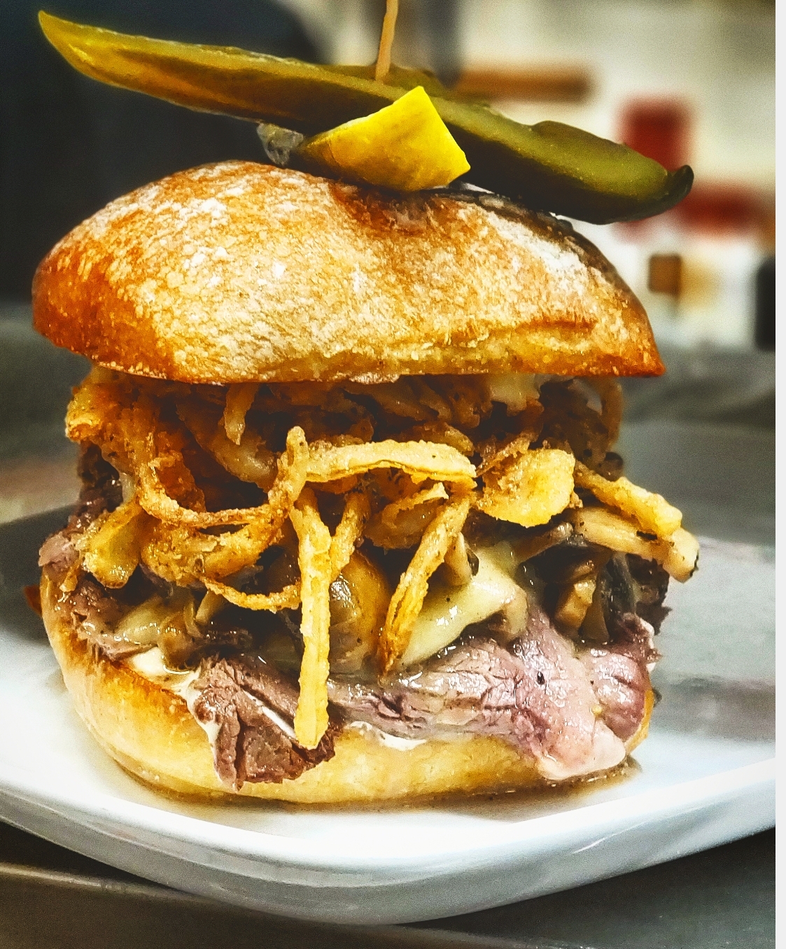 Crispy onion, mushroom,harvarti cheese, roast beef sandwich with