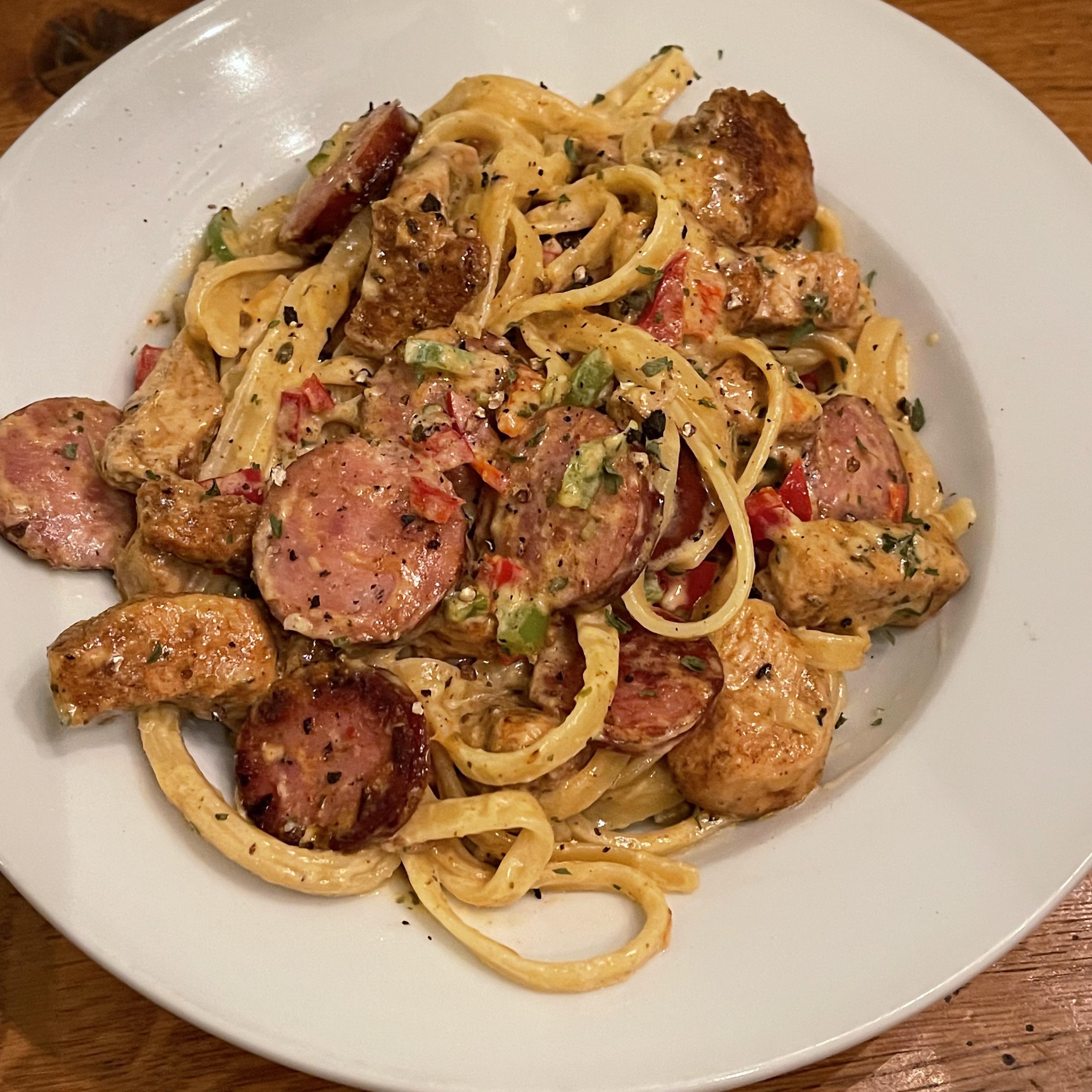 [OC] Cajun chicken and sausage alfredo r/FoodPorn