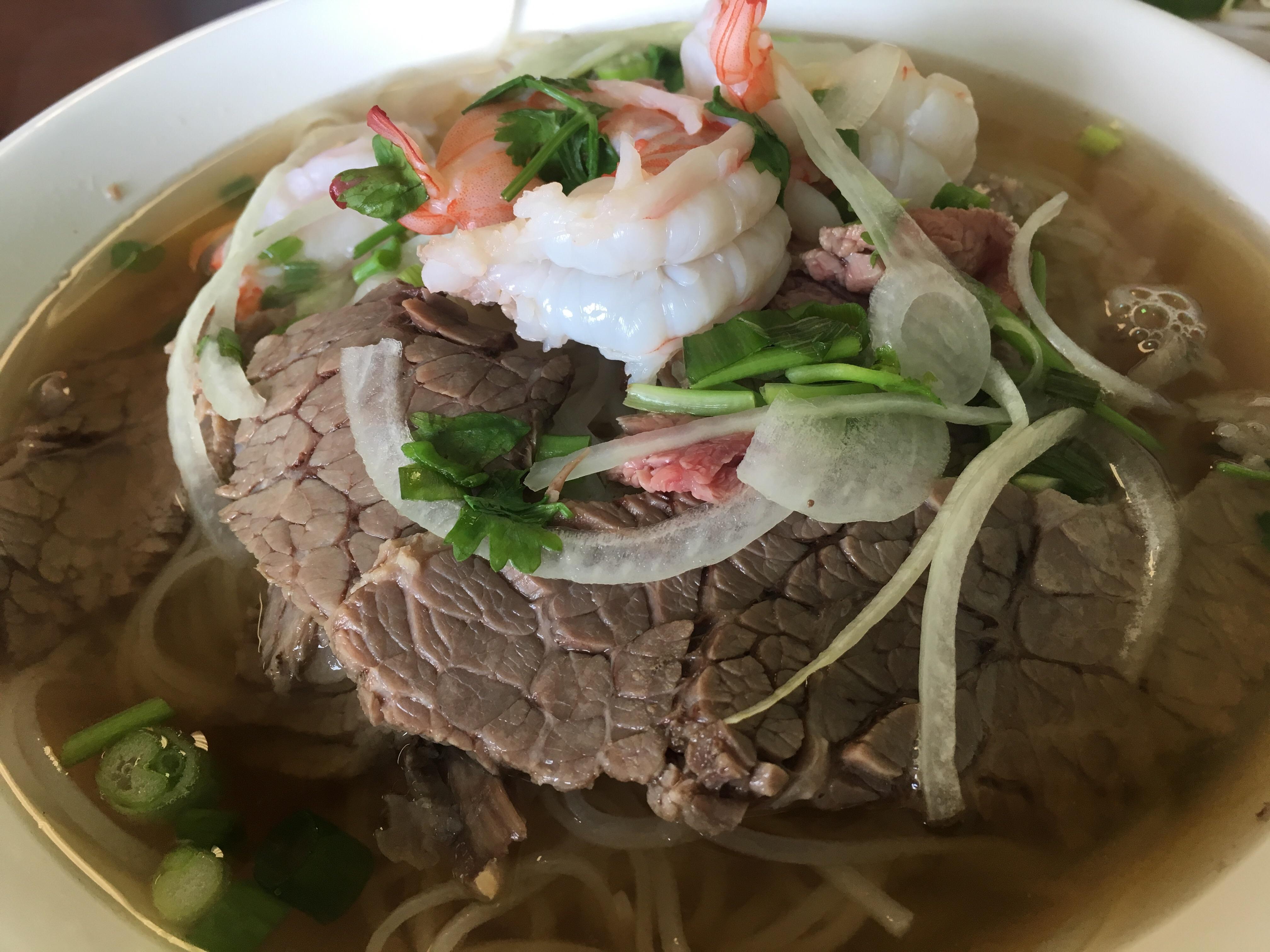[I ate] beef & shrimp pho r/food