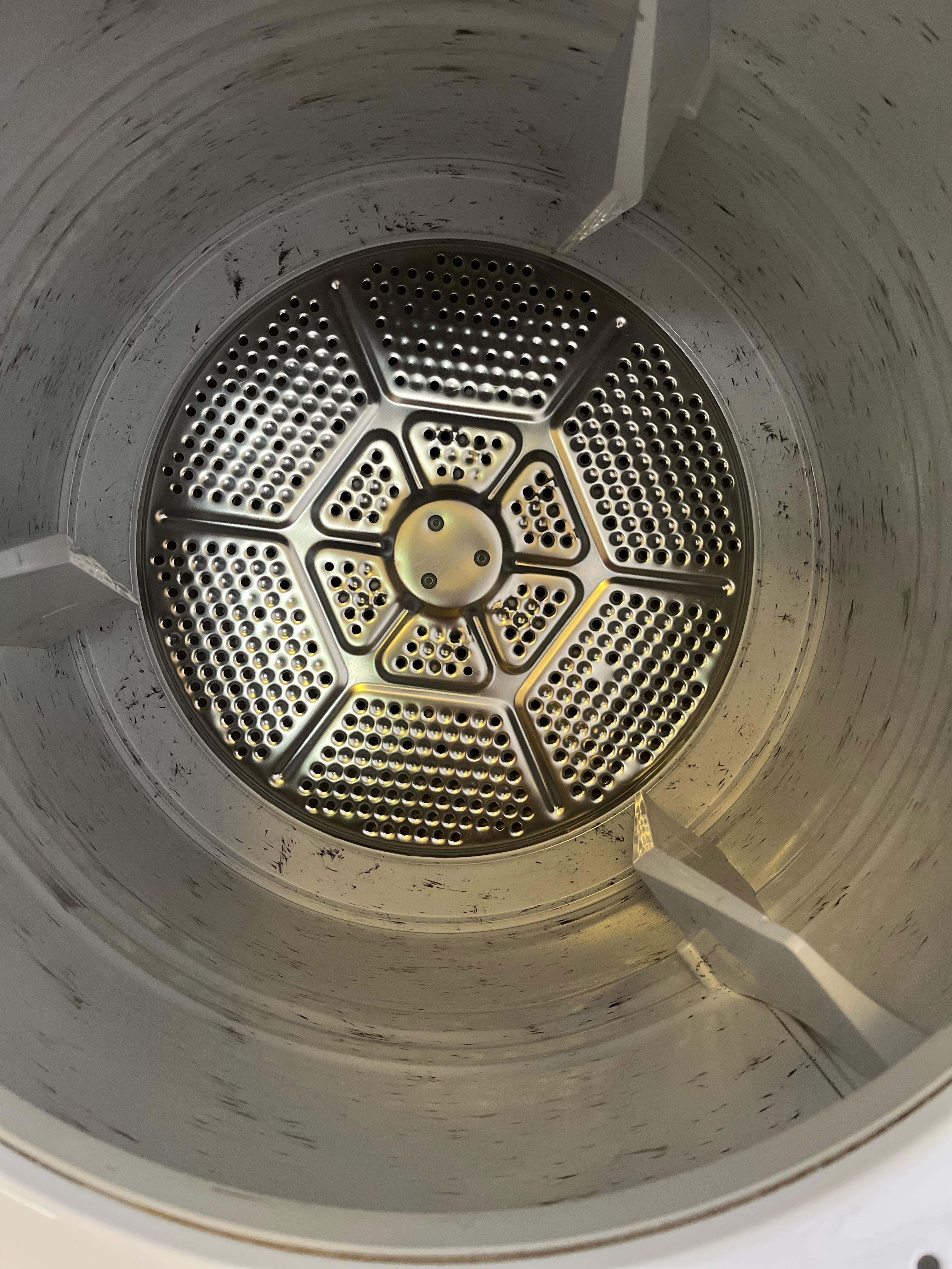 Pen exploded in the dryer r/CleaningTips