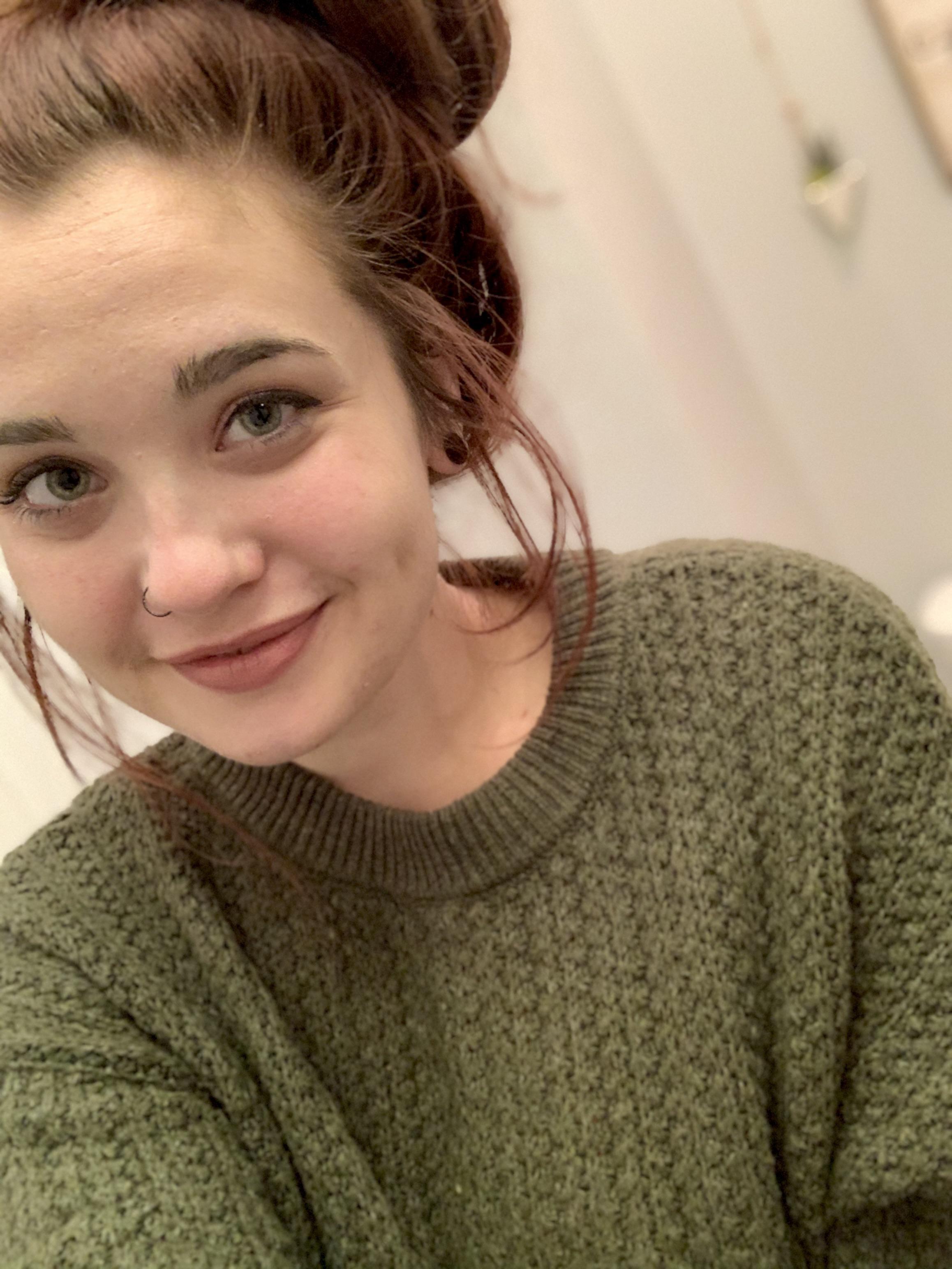 Not sure why it took me so long to wear giant sweaters but I’m here for